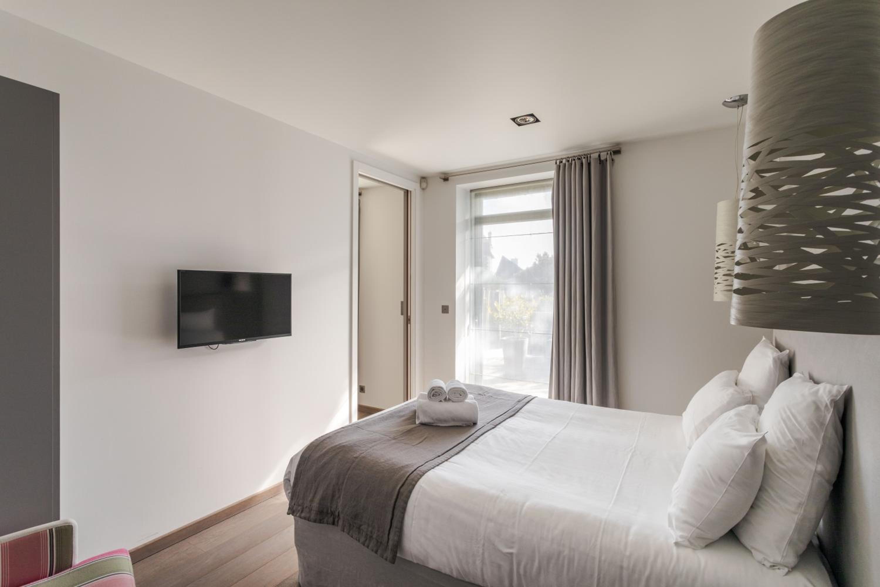  Apartment with Terrace and Garden View photo 3