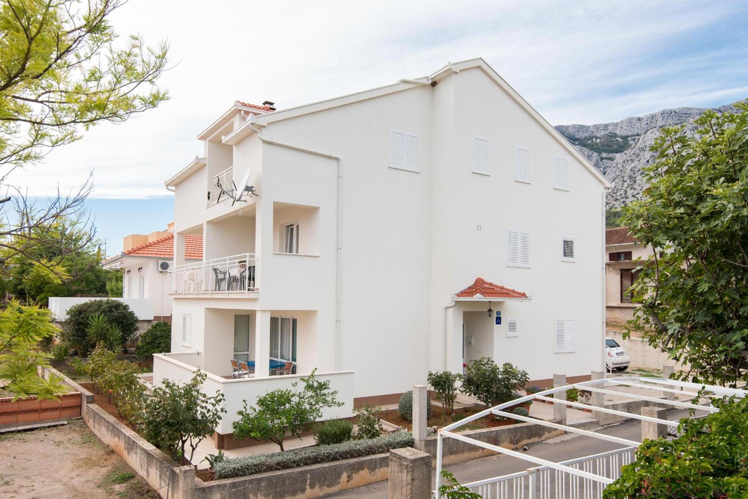 Apartment with Sea View