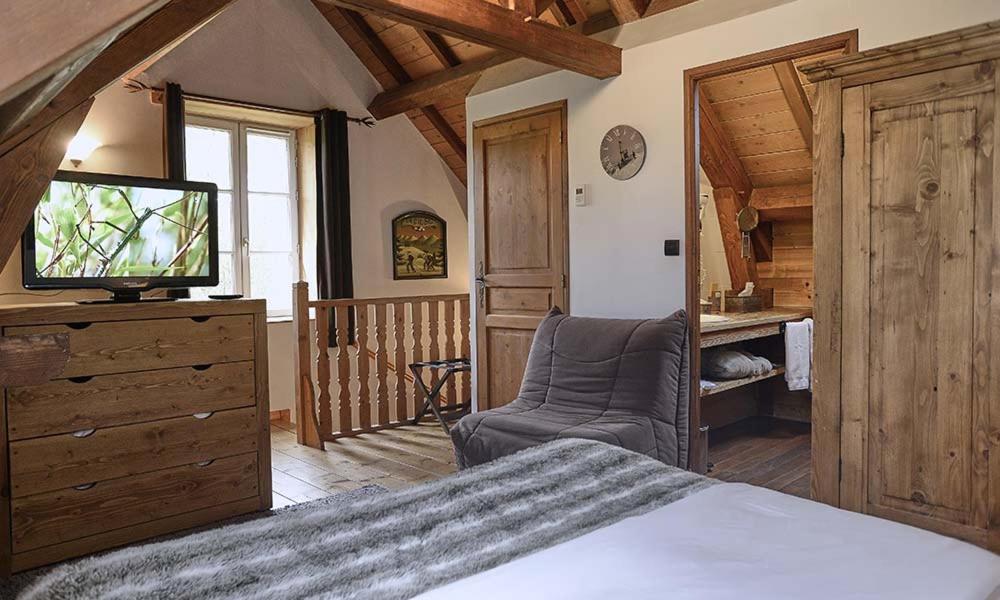 Deluxe Double or Twin Room - Photo 5