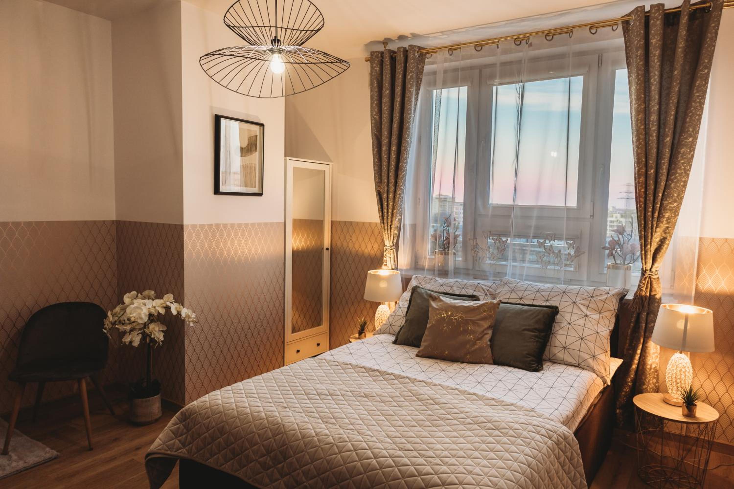 Double Room with Shared Toilet