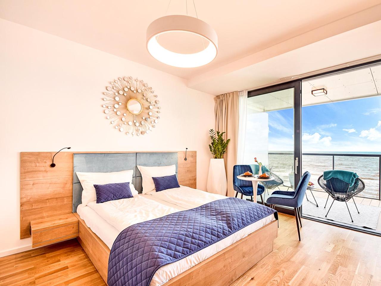 Apartment with Sea View - Photo 10