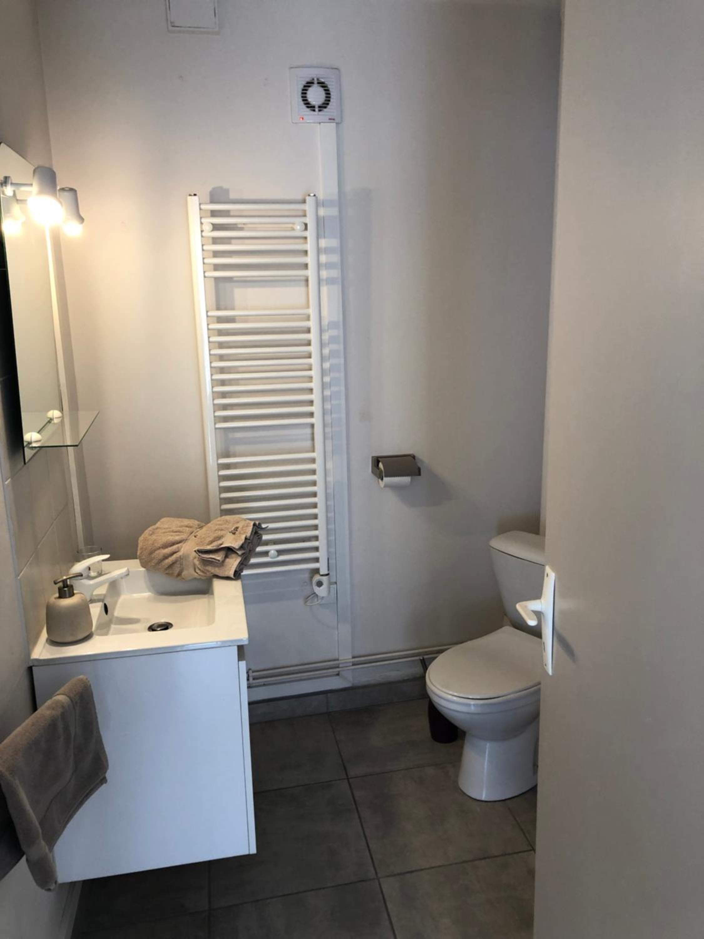 Double or Twin Room with Private Bathroom photo 1