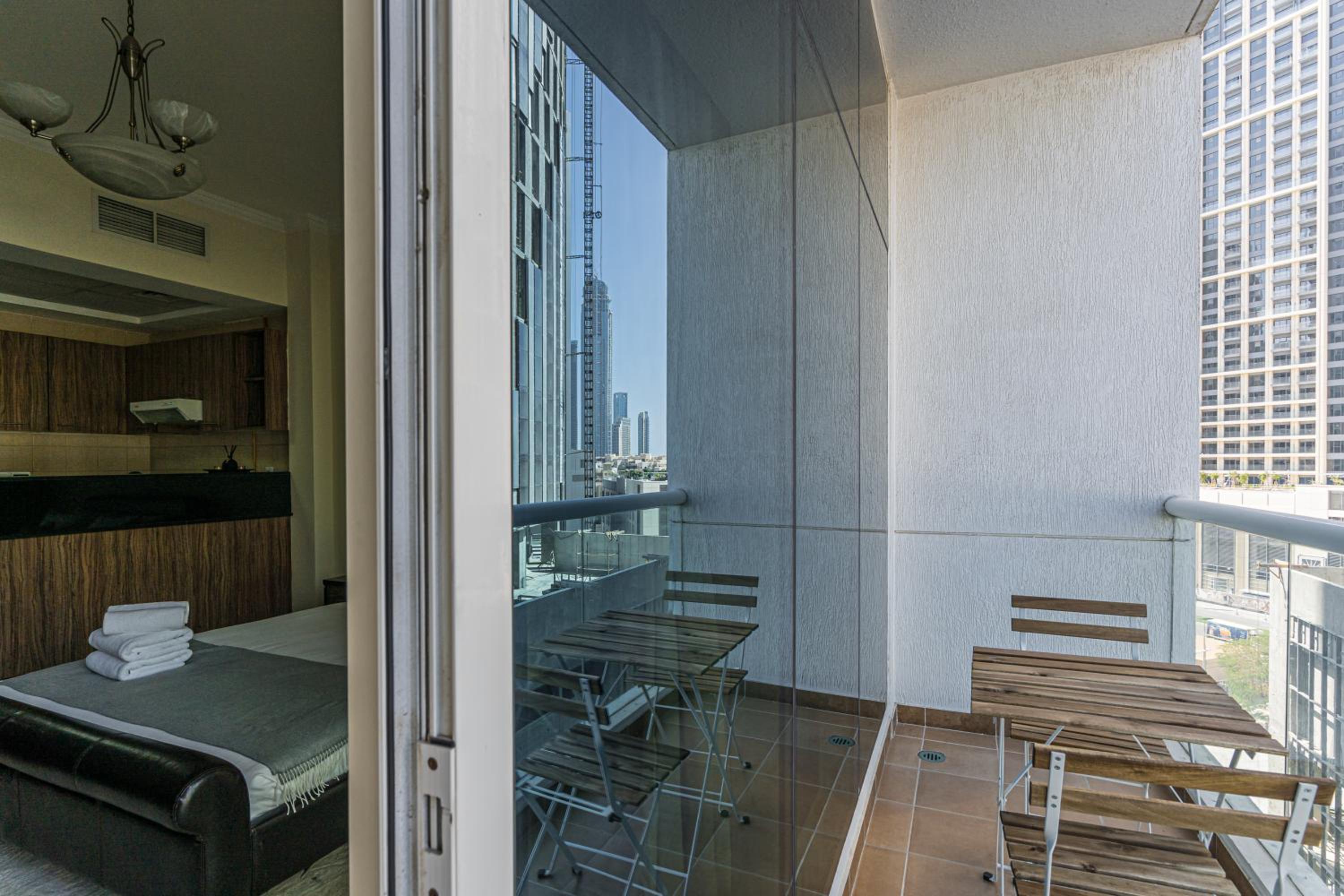 Studio Apartment photo 1