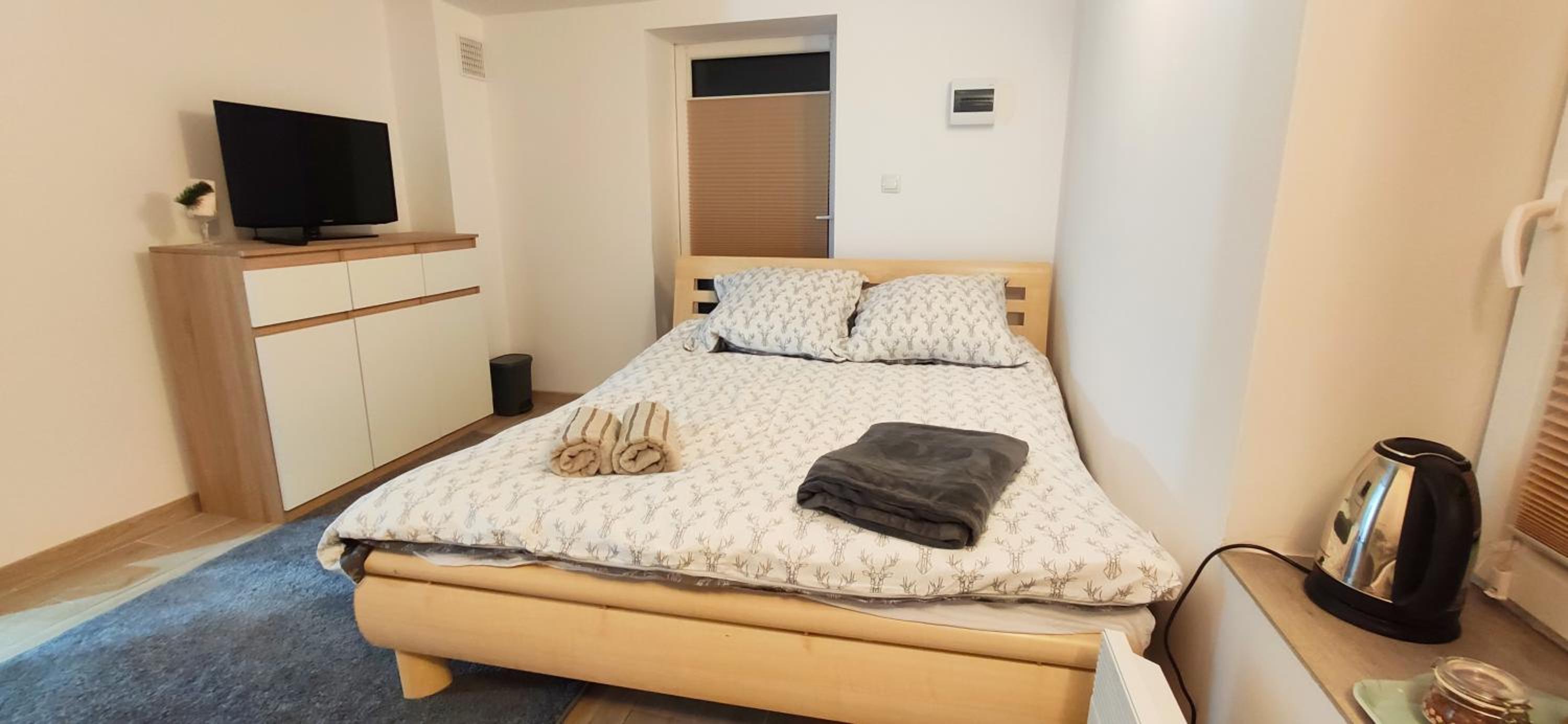 One-Bedroom House photo 1