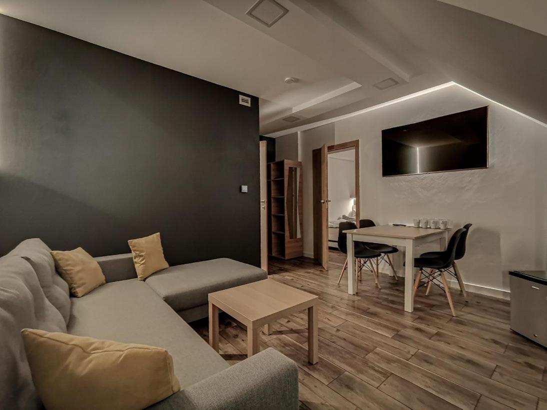 King Suite with Balcony (2 Adults + 2 Children) photo 1