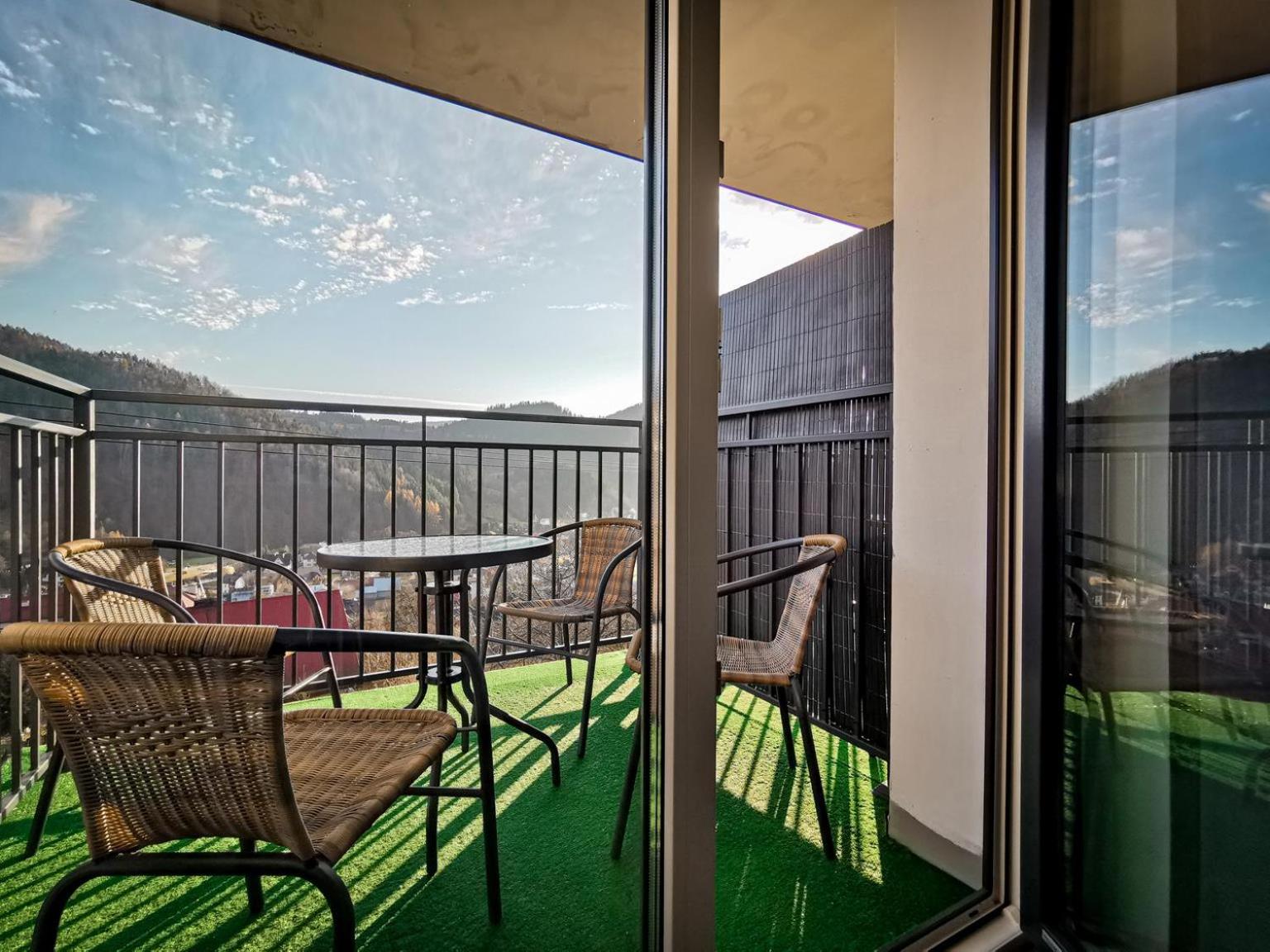 King Suite with Balcony (2 Adults + 2 Children) photo 2