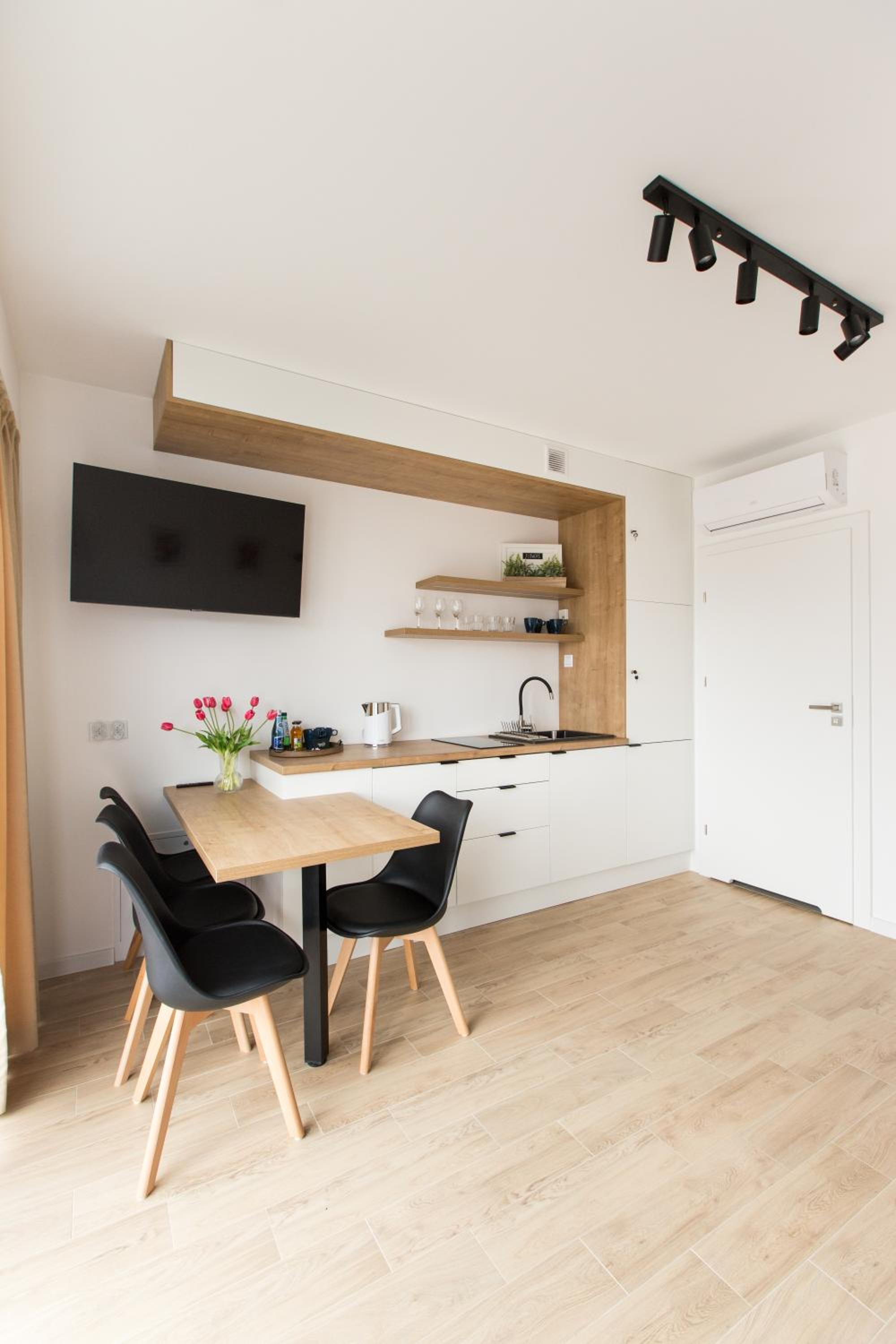 Apartment with Terrace photo 1
