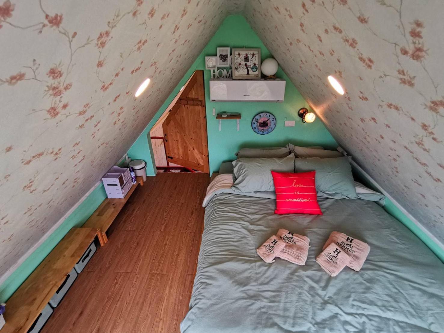 Two-Bedroom House - Photo 56