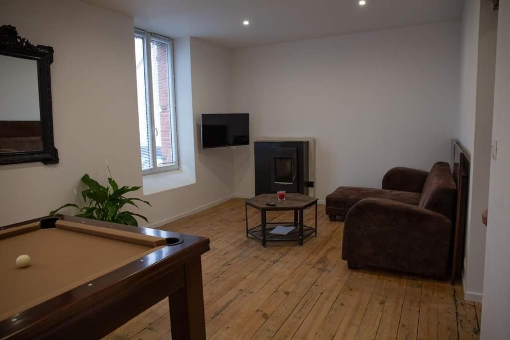 Family Room with Private Bathroom - Photo 13