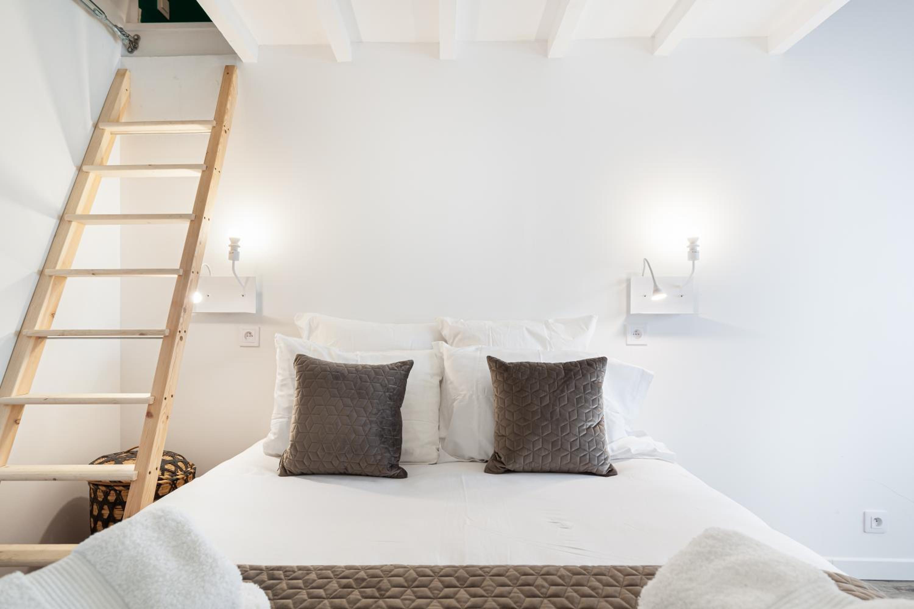 Superior Apartment - Photo 5