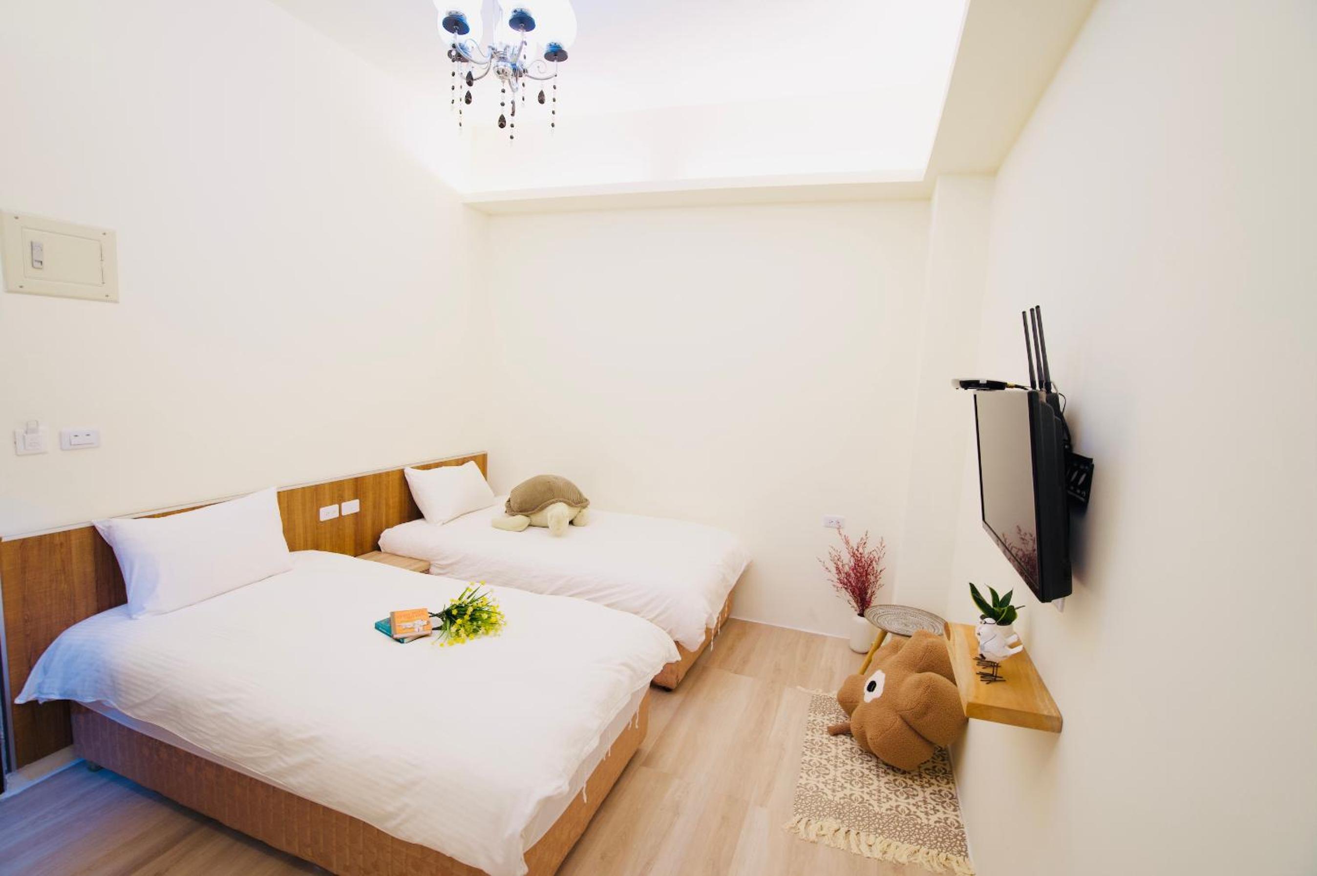 Budget Twin Room photo 3