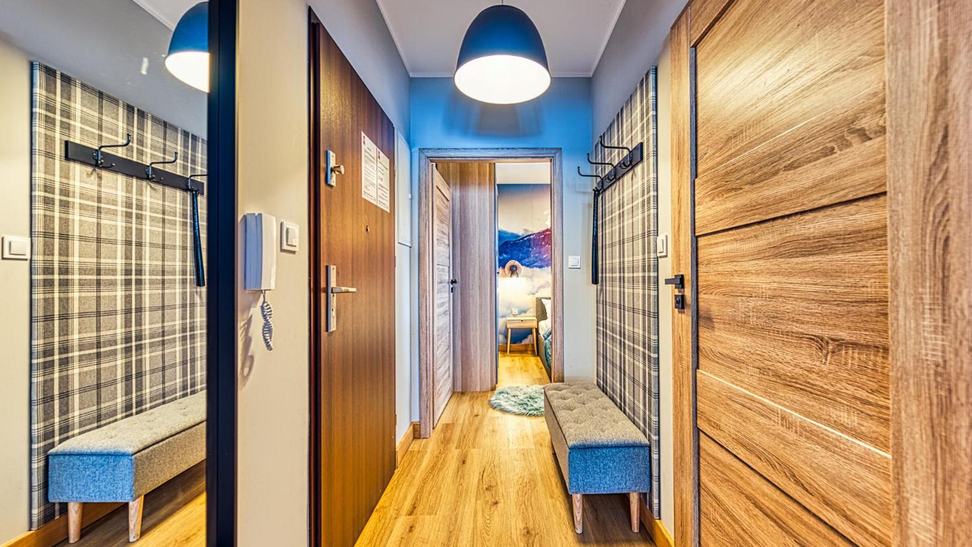One-Bedroom Apartment - Photo 3
