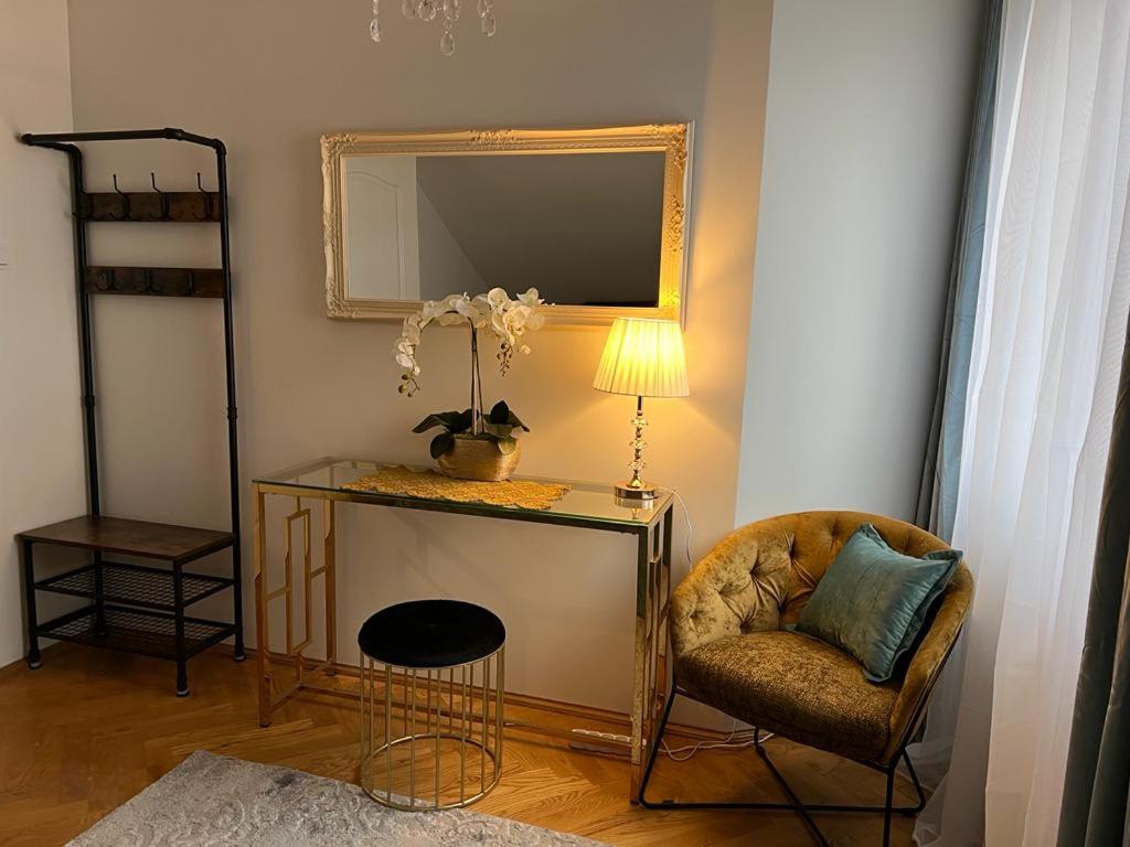 Apartment - Photo 33