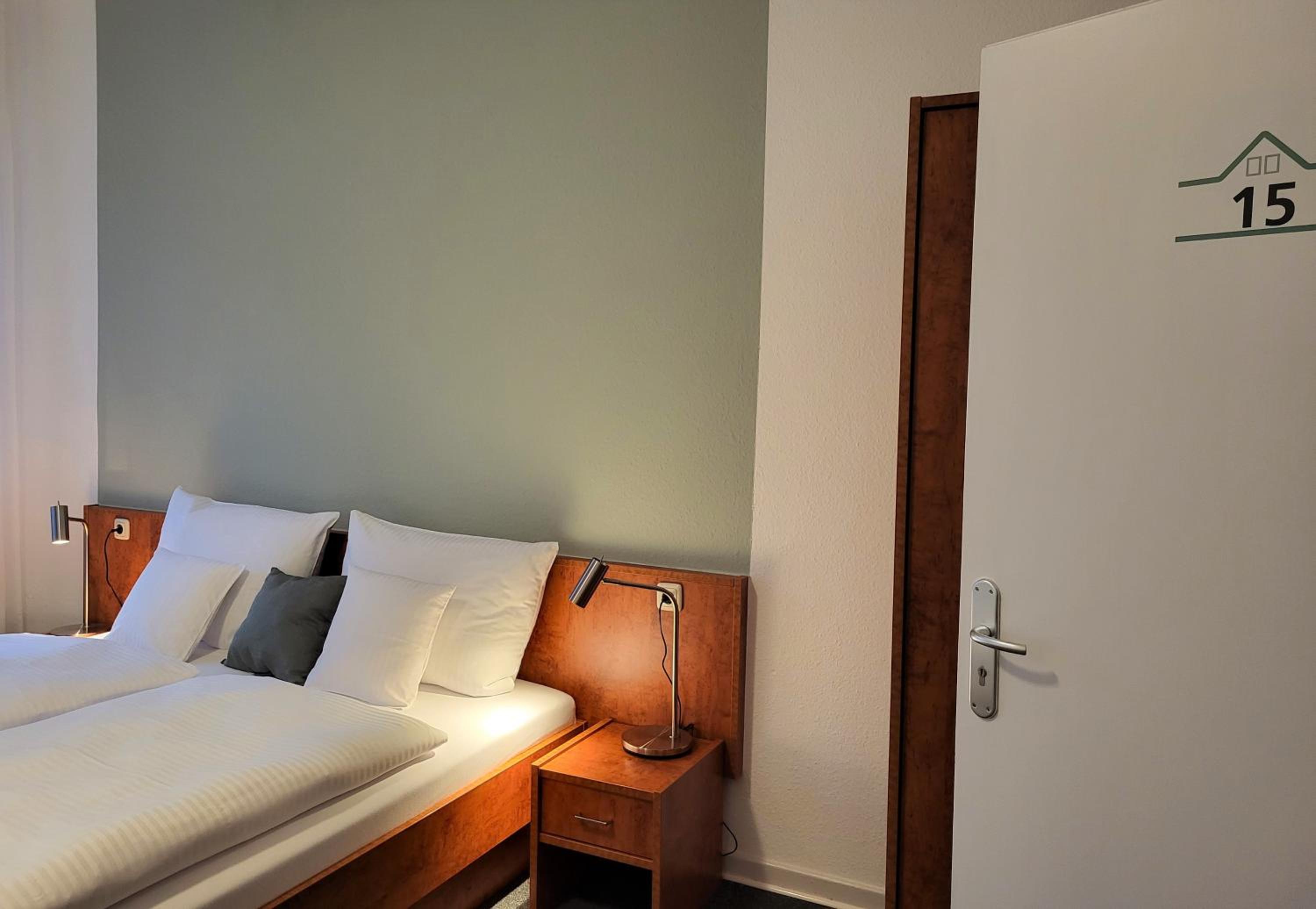 Standard Double Room photo 3