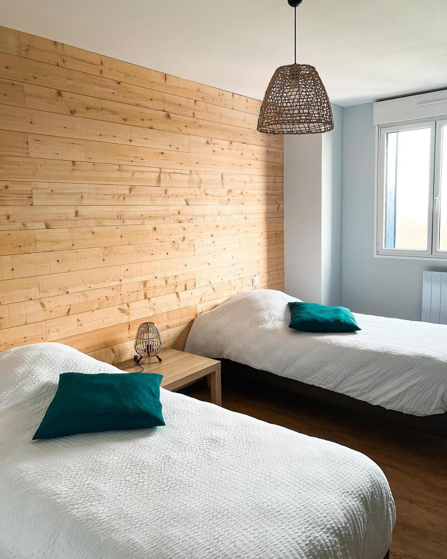 Twin Room - Photo 2