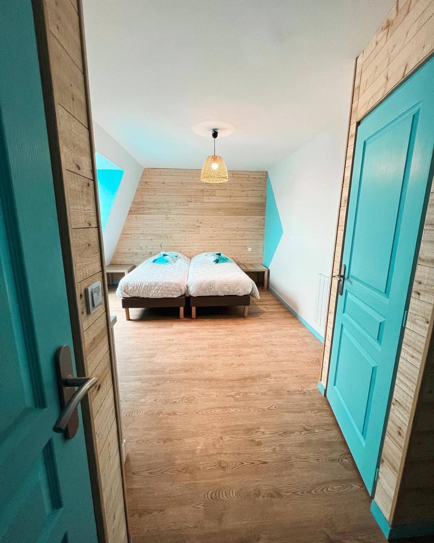 Twin Room - Photo 5