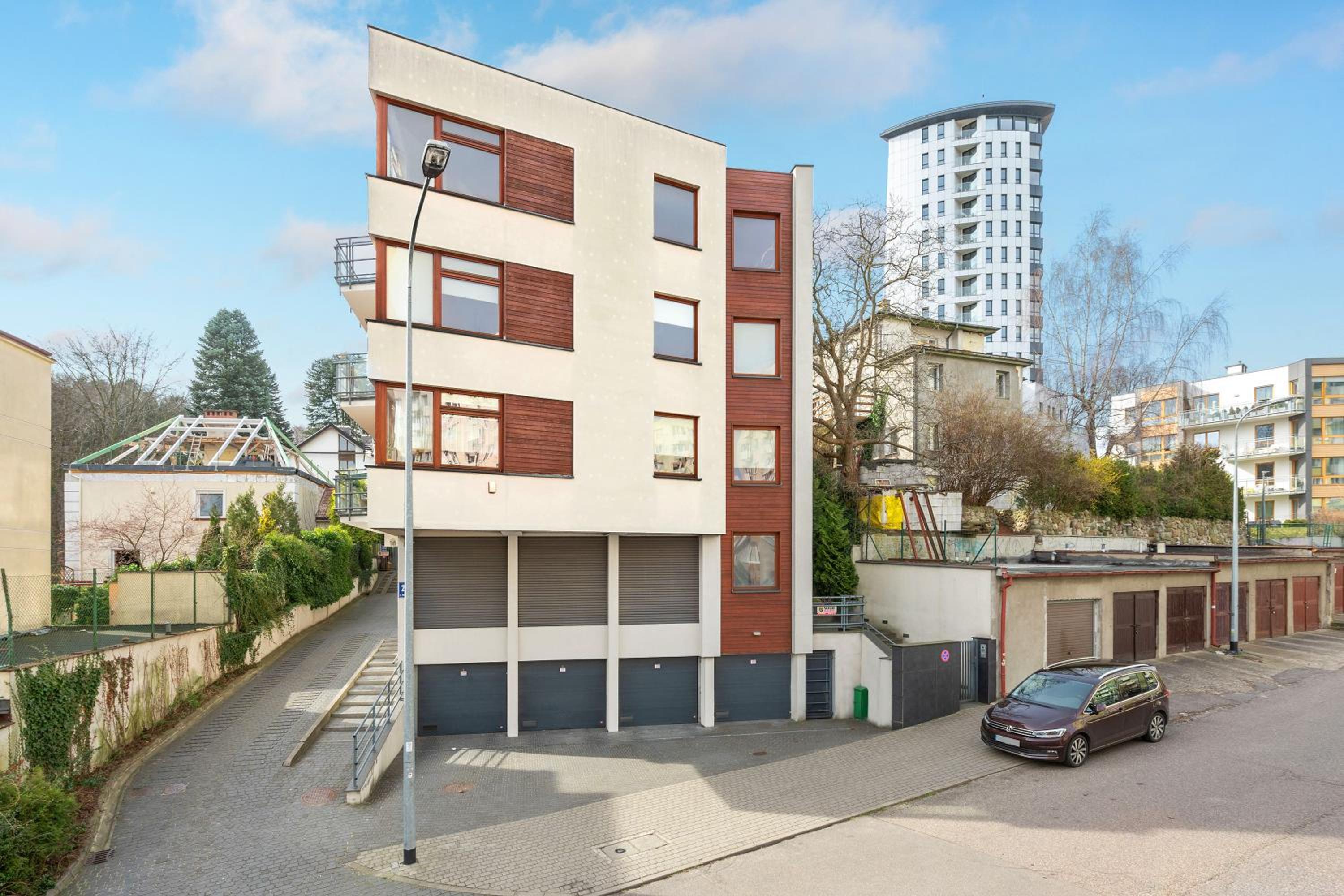 One-Bedroom Apartment
