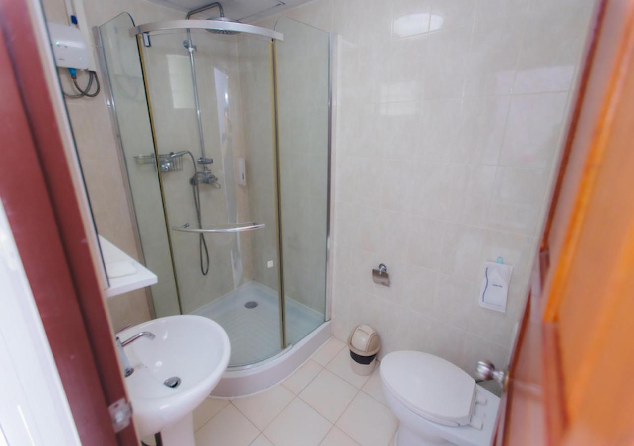 Standard Double Room - Photo 4