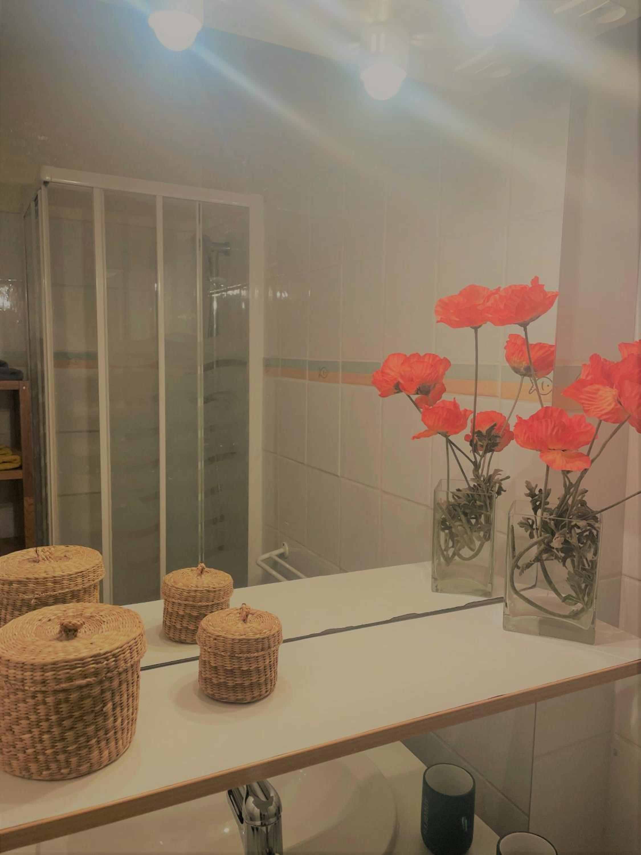 Apartment with Balcony photo 2
