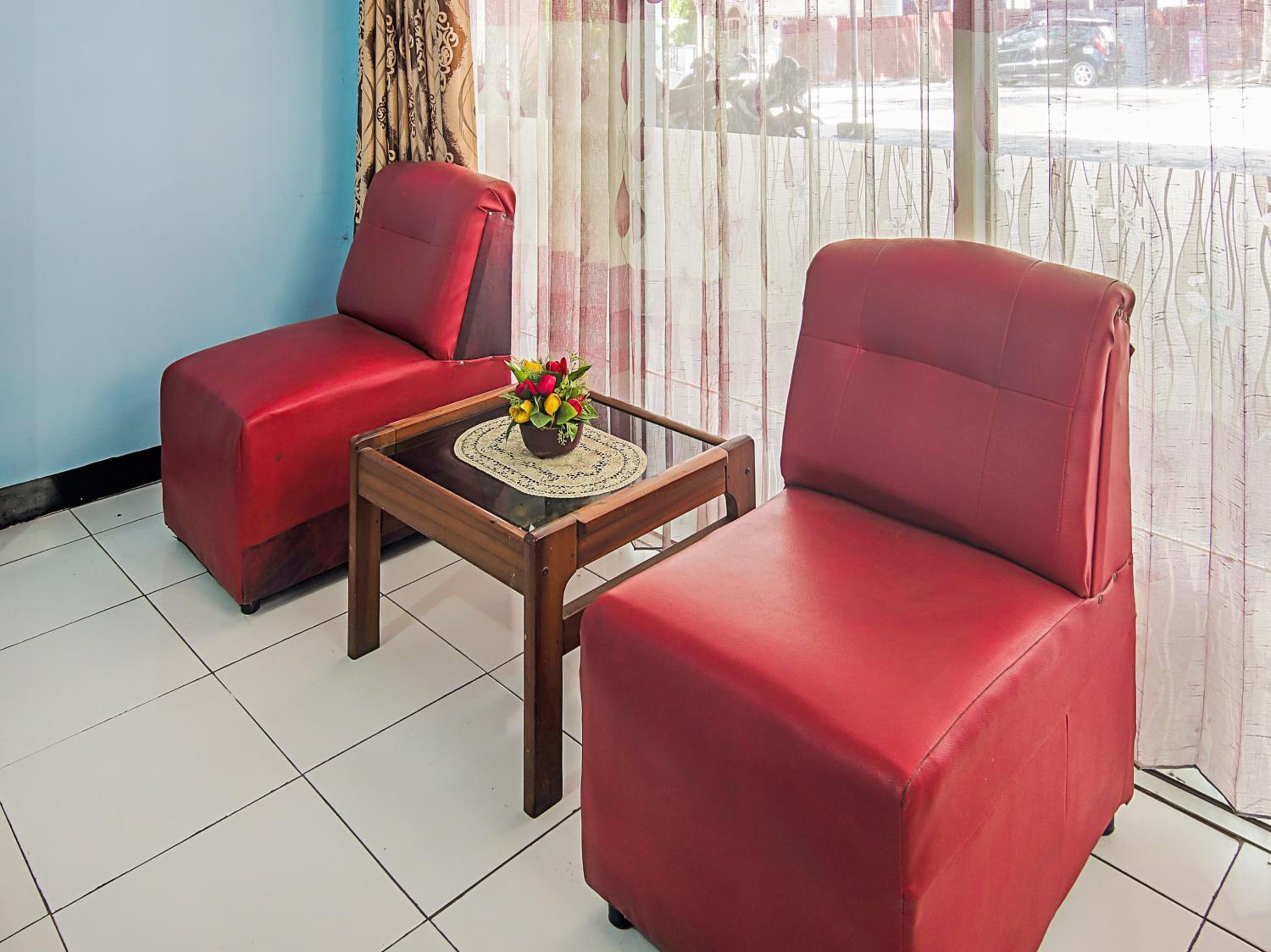 Deluxe Suite photo 2