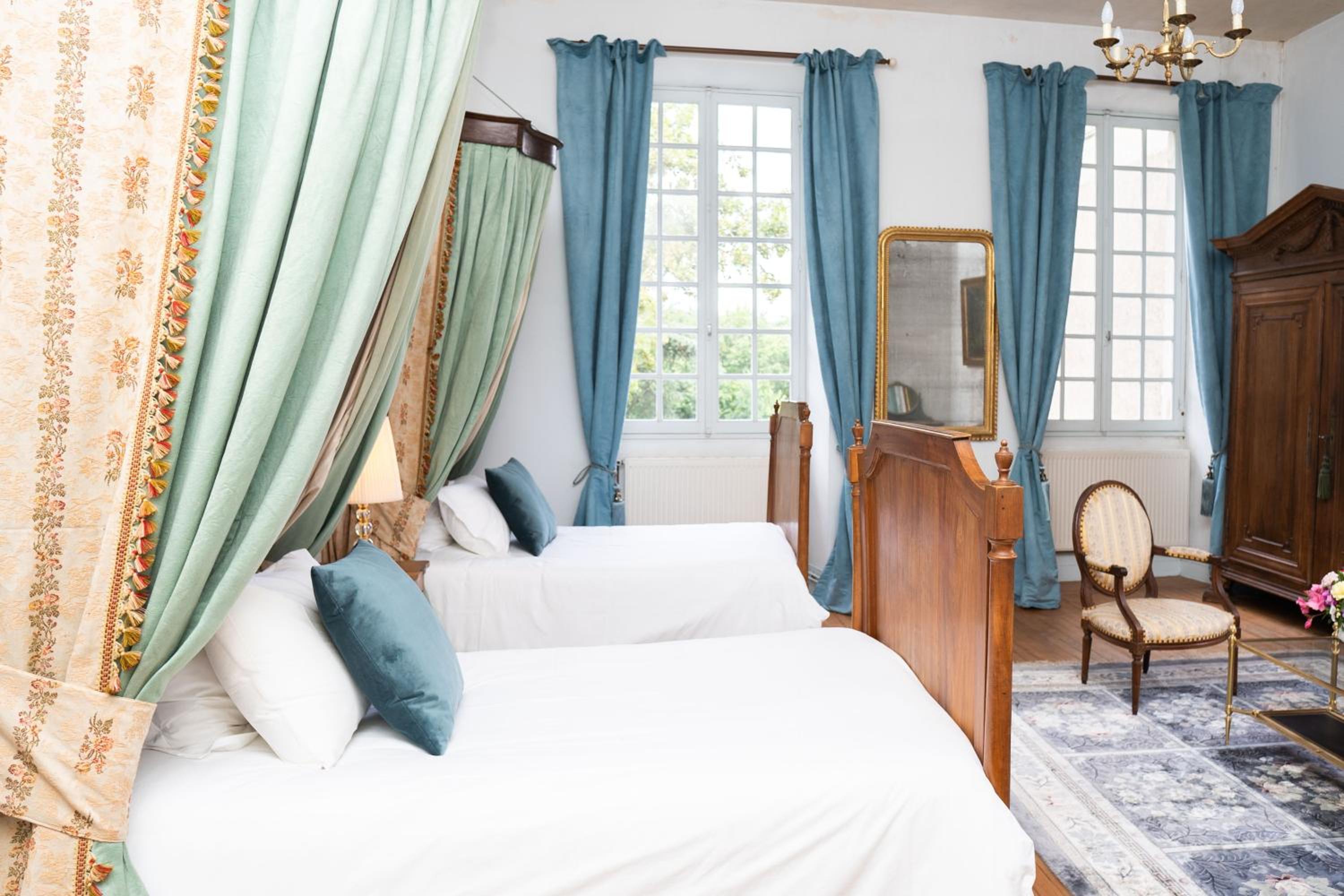 Deluxe Twin Room photo 1