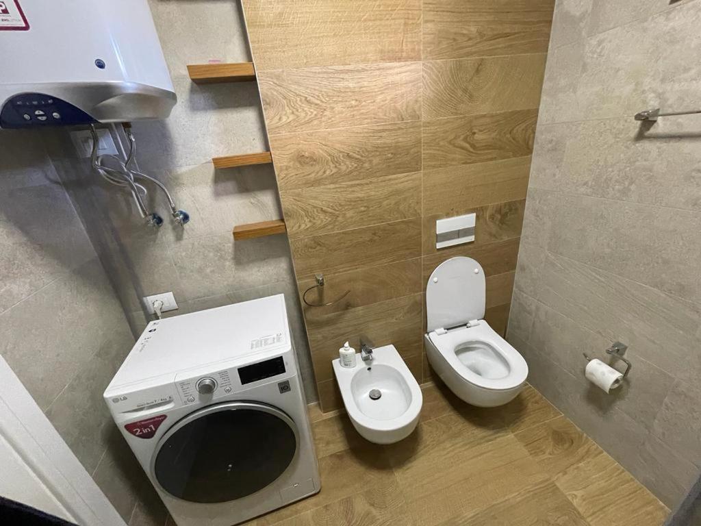 One-Bedroom House photo 2