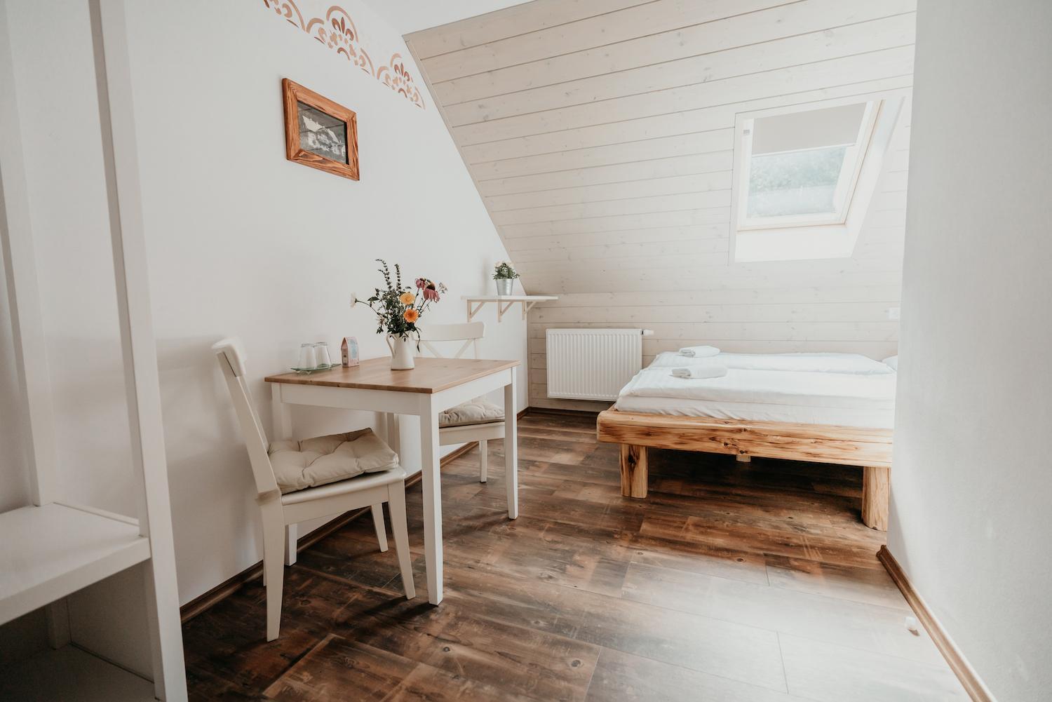 Standard Double Room - Photo 2