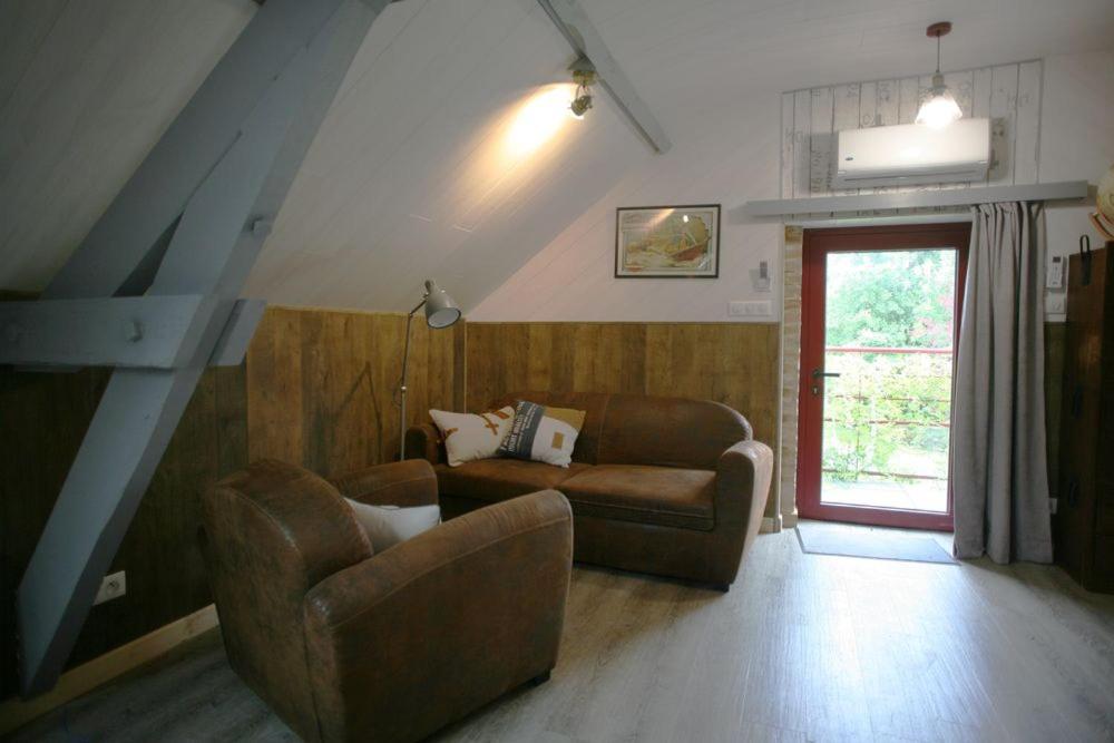 Double Room with Pool View photo 2