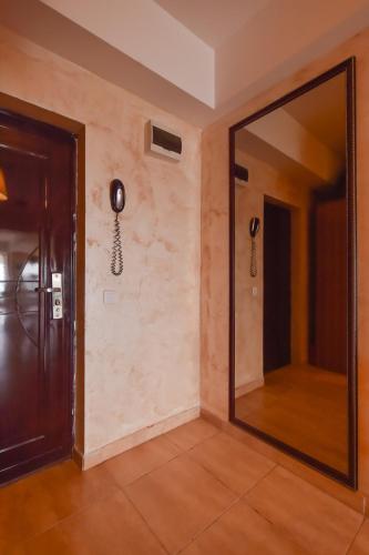 Two-Bedroom Apartment - Photo 6