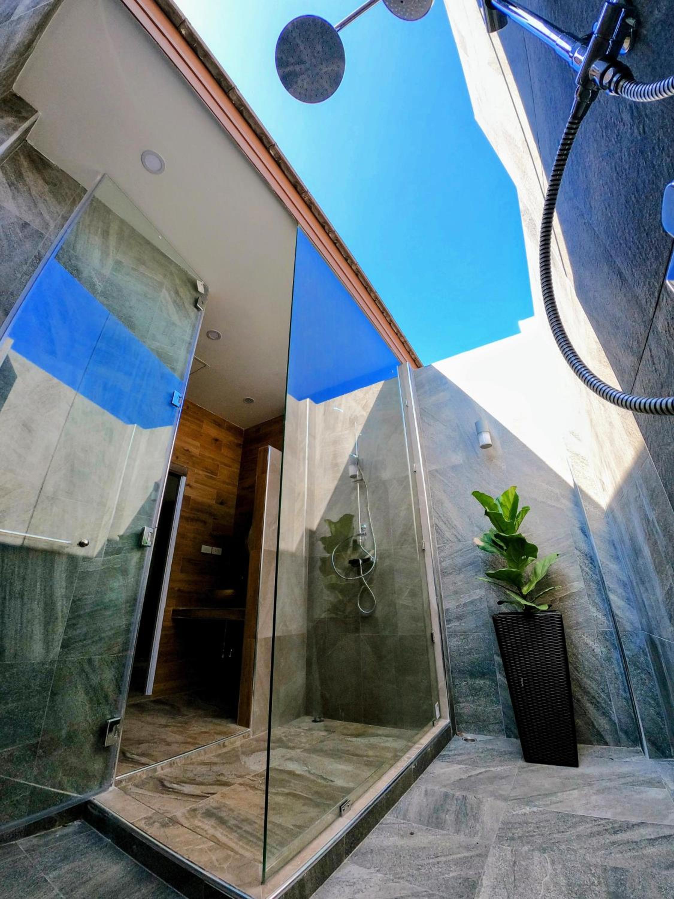Deluxe Bungalow - Photo 3