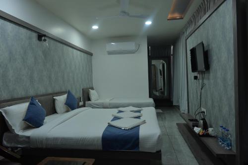 Deluxe Triple Room photo 2