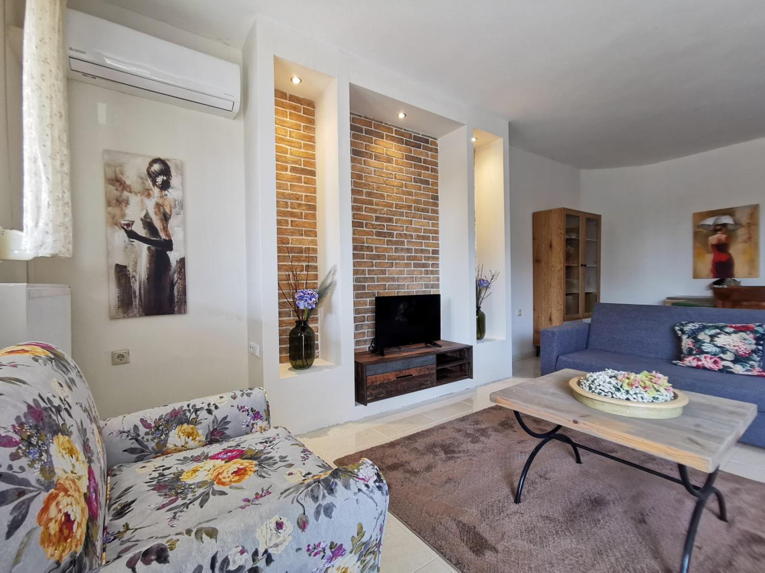 Apartment with Terrace