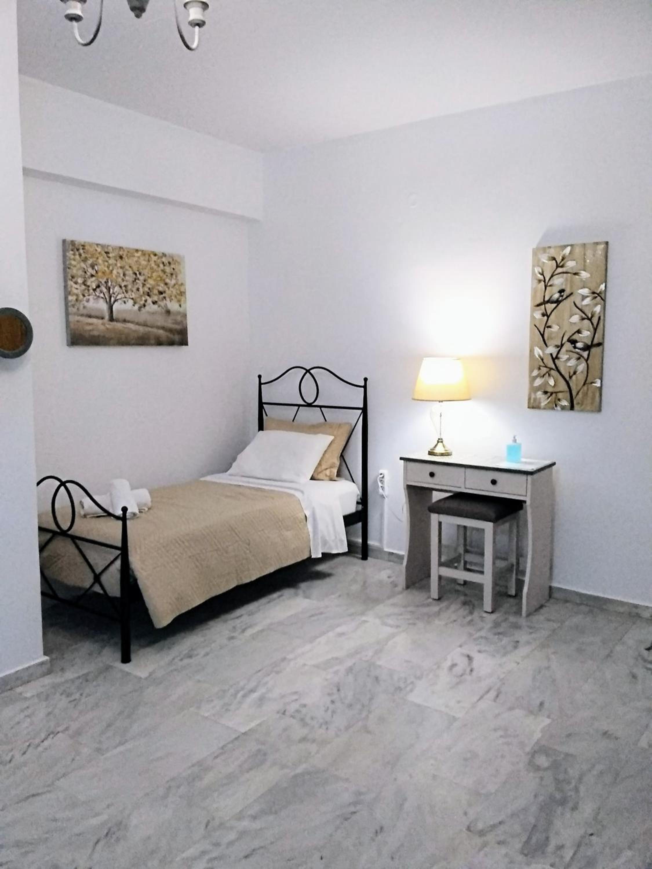 Deluxe Apartment photo 3