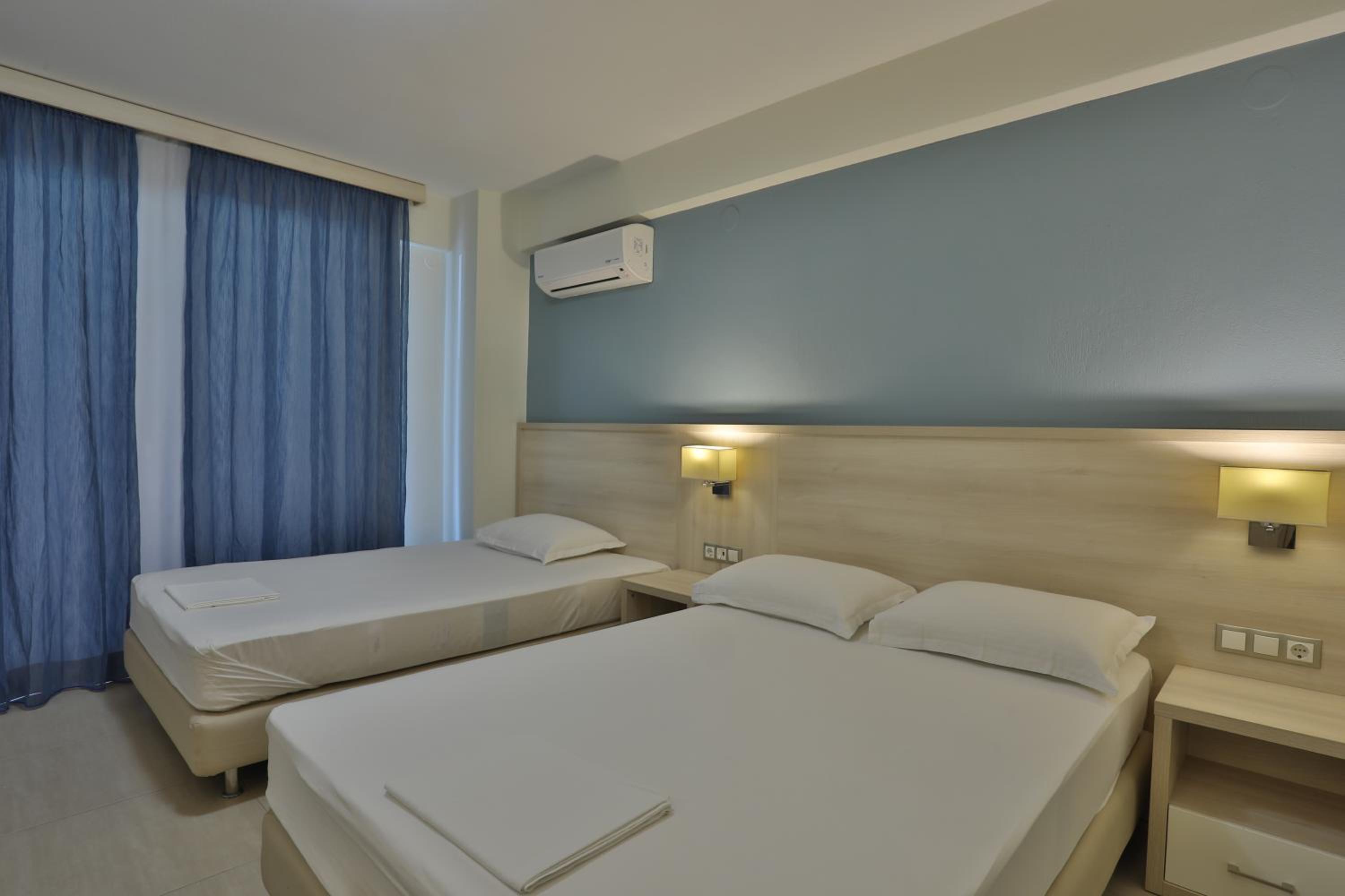 Twin Room with City View