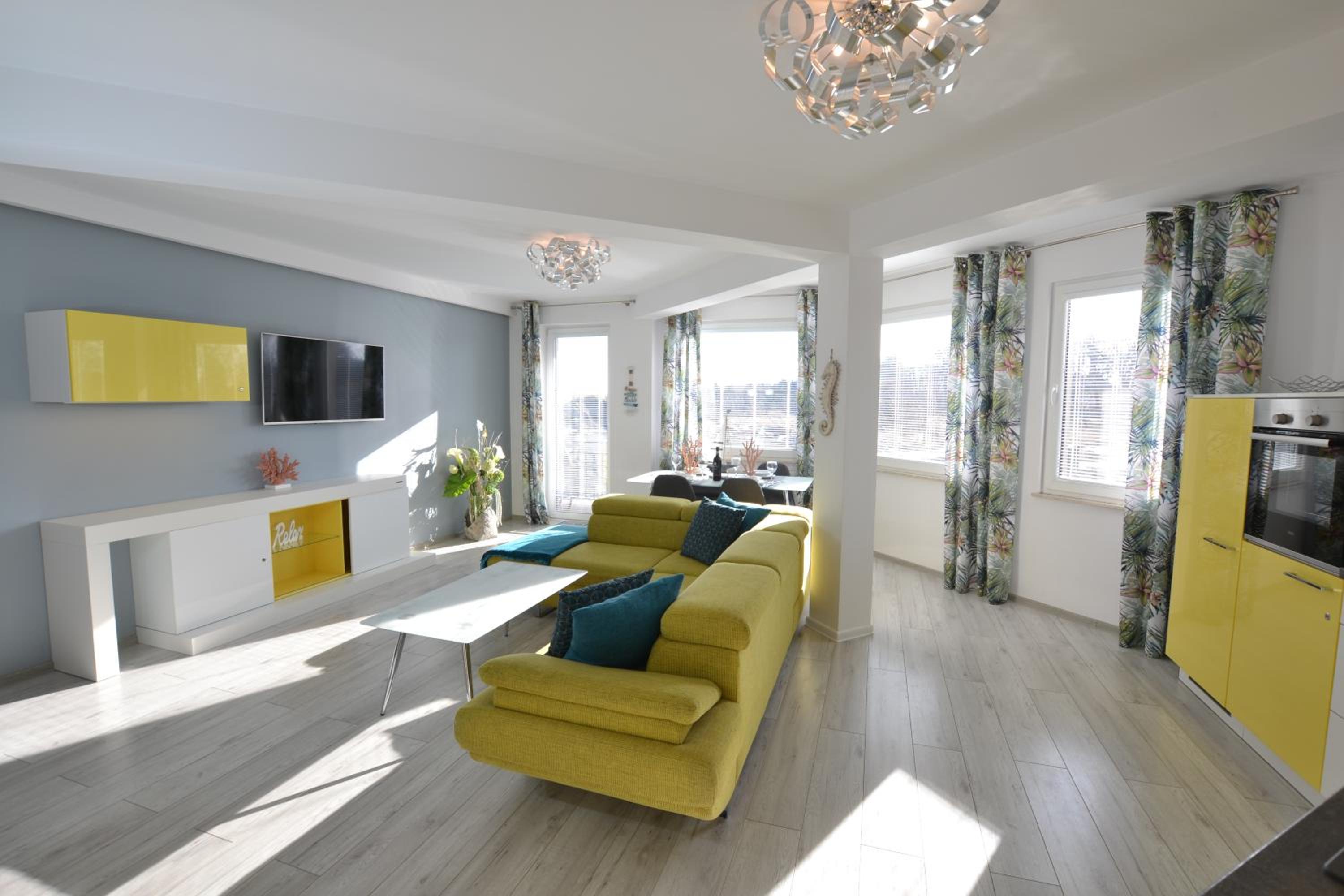One-Bedroom Apartment - Photo 16