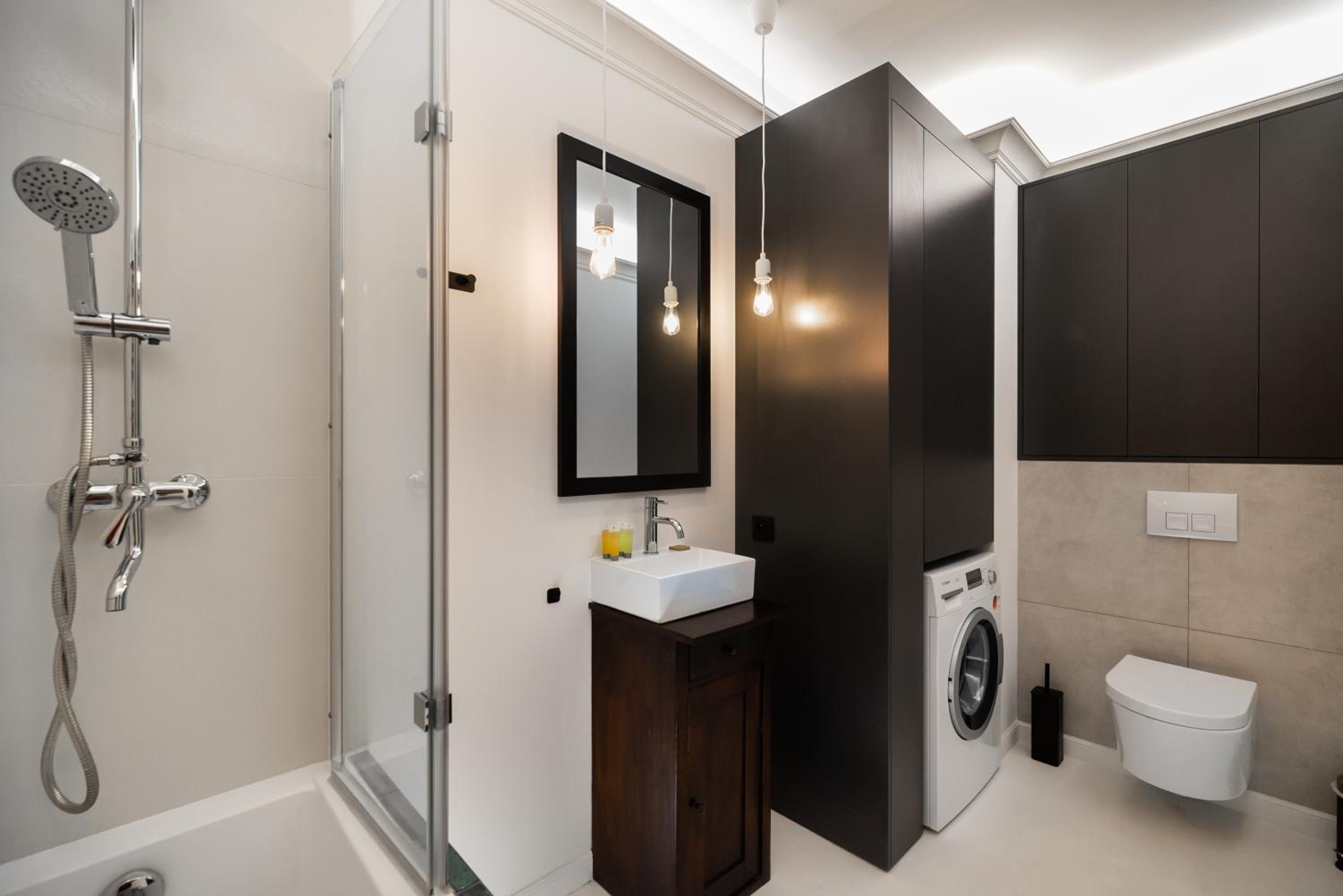 One-Bedroom Apartment - Photo 3