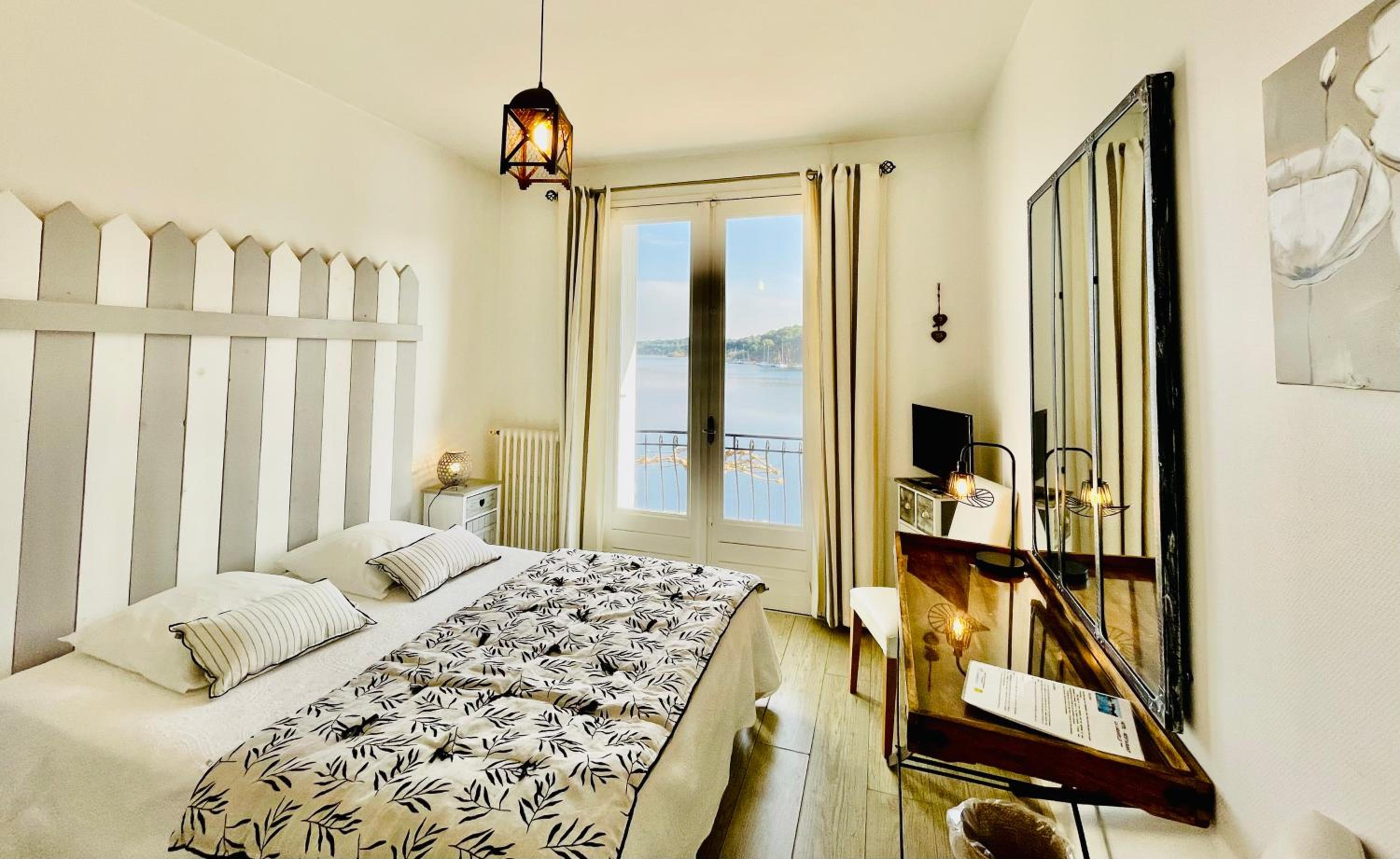 Double Room with Lake View