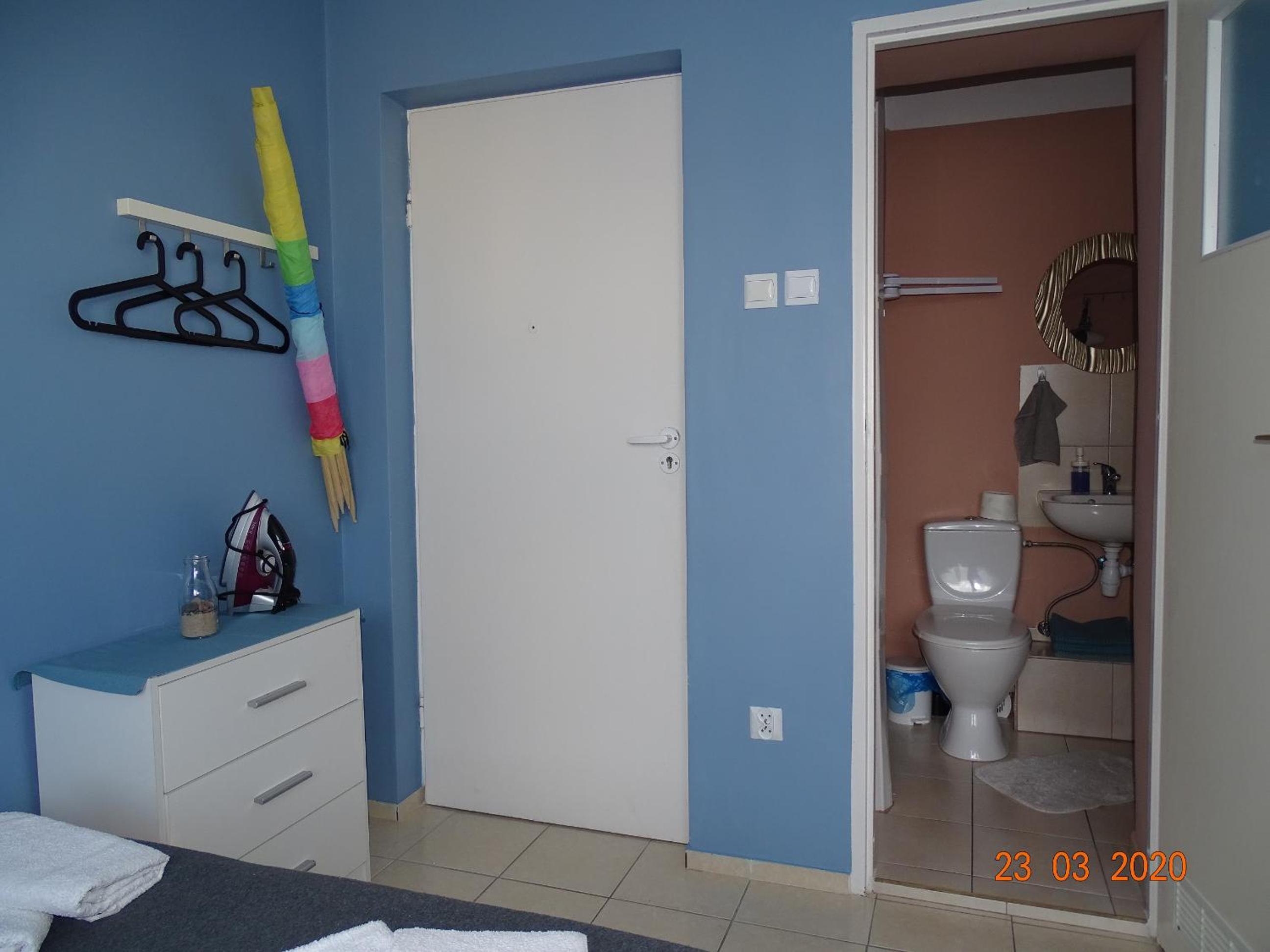Triple Room with Private Bathroom photo 2