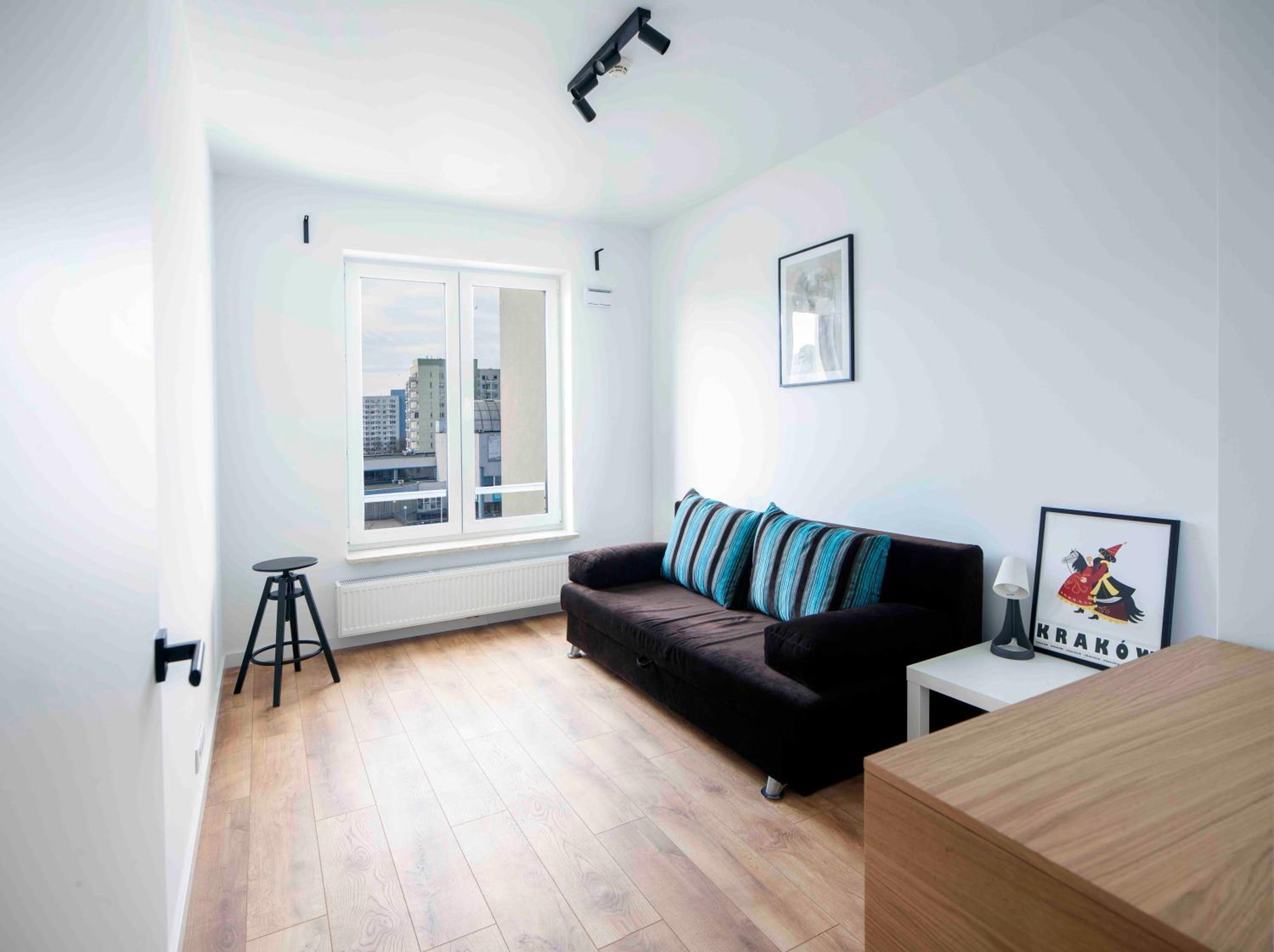 Two-Bedroom Apartment - Photo 4