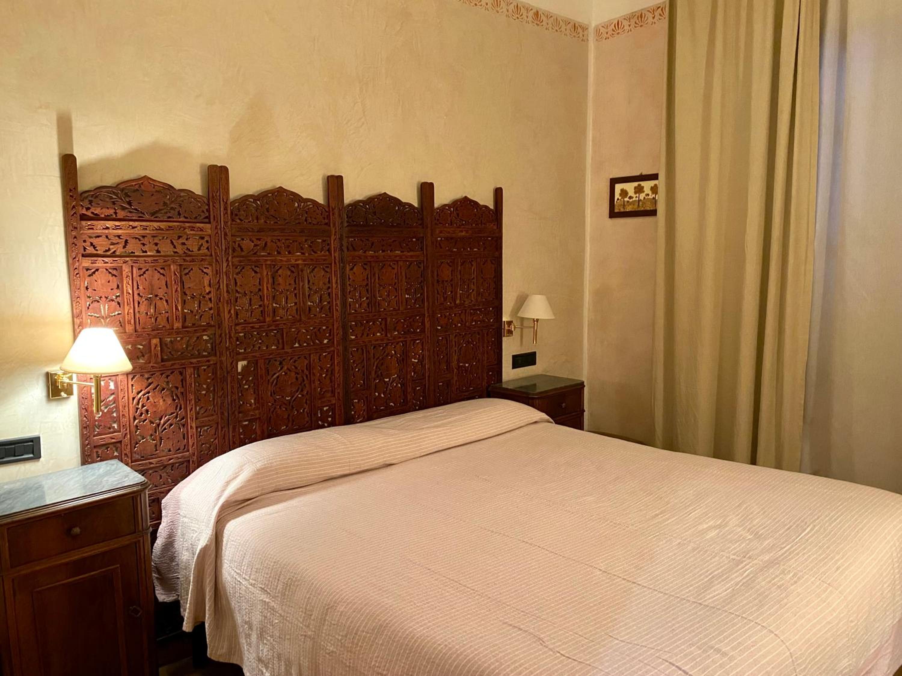 Classic Double Room - Photo 4
