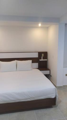 Suite with Mountain View