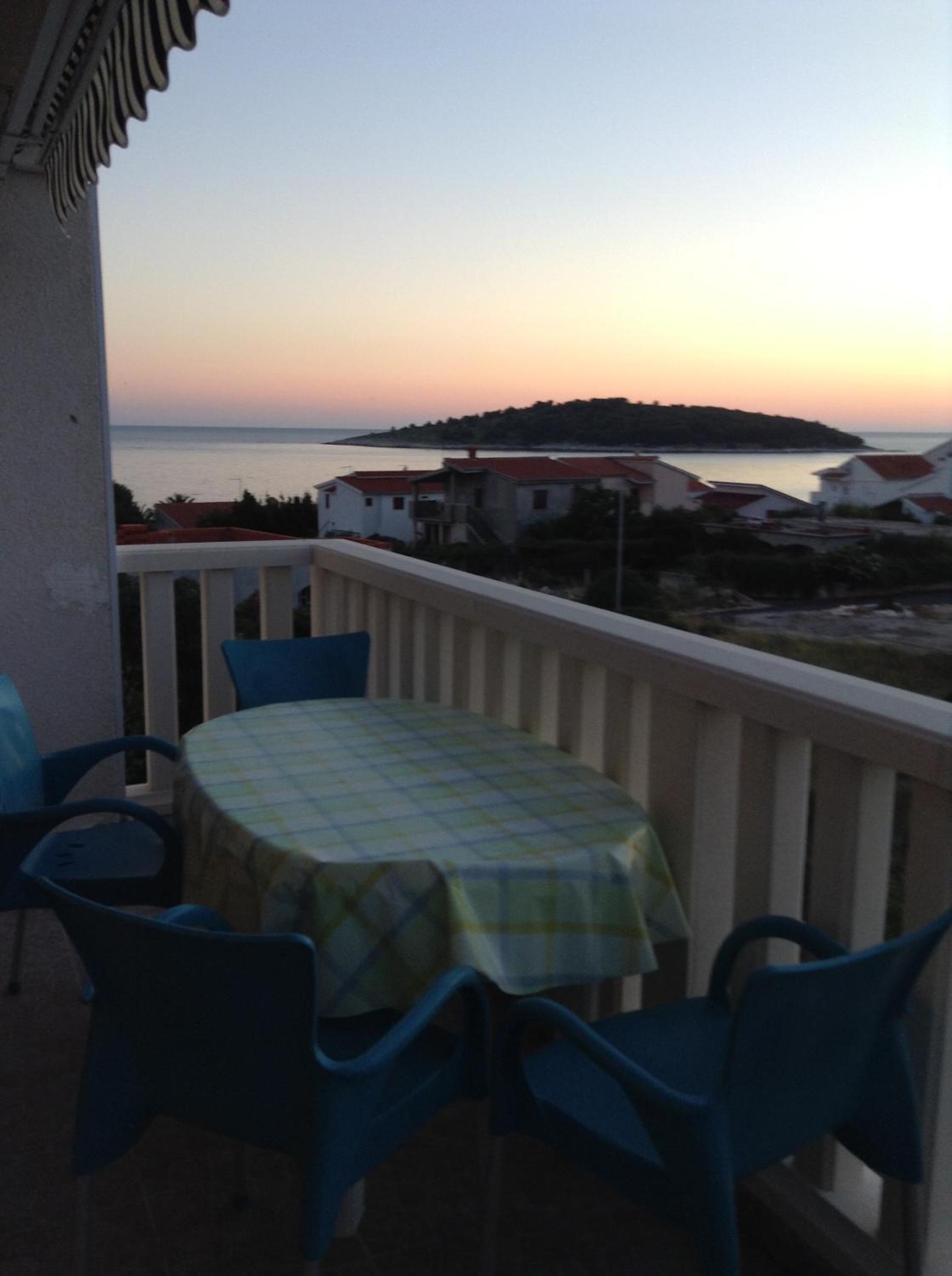 Apartment with Balcony photo 1