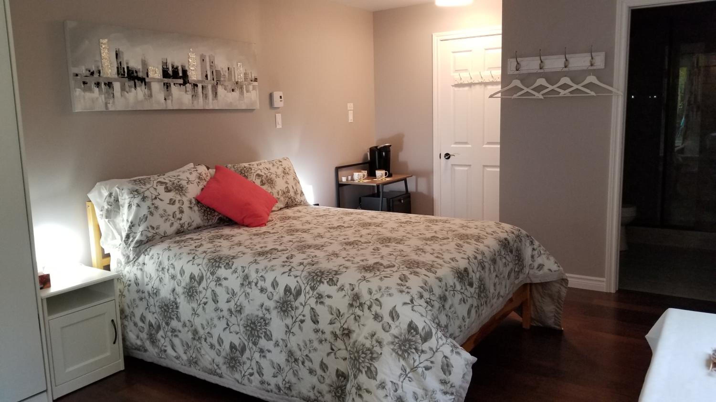 Deluxe Queen Room photo 2