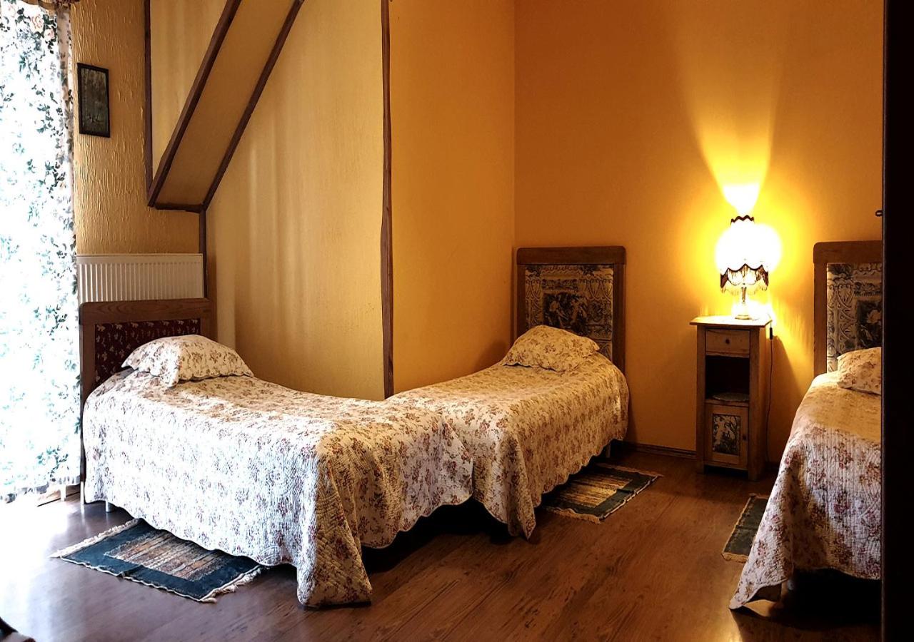 Triple Room with Private Bathroom photo 1