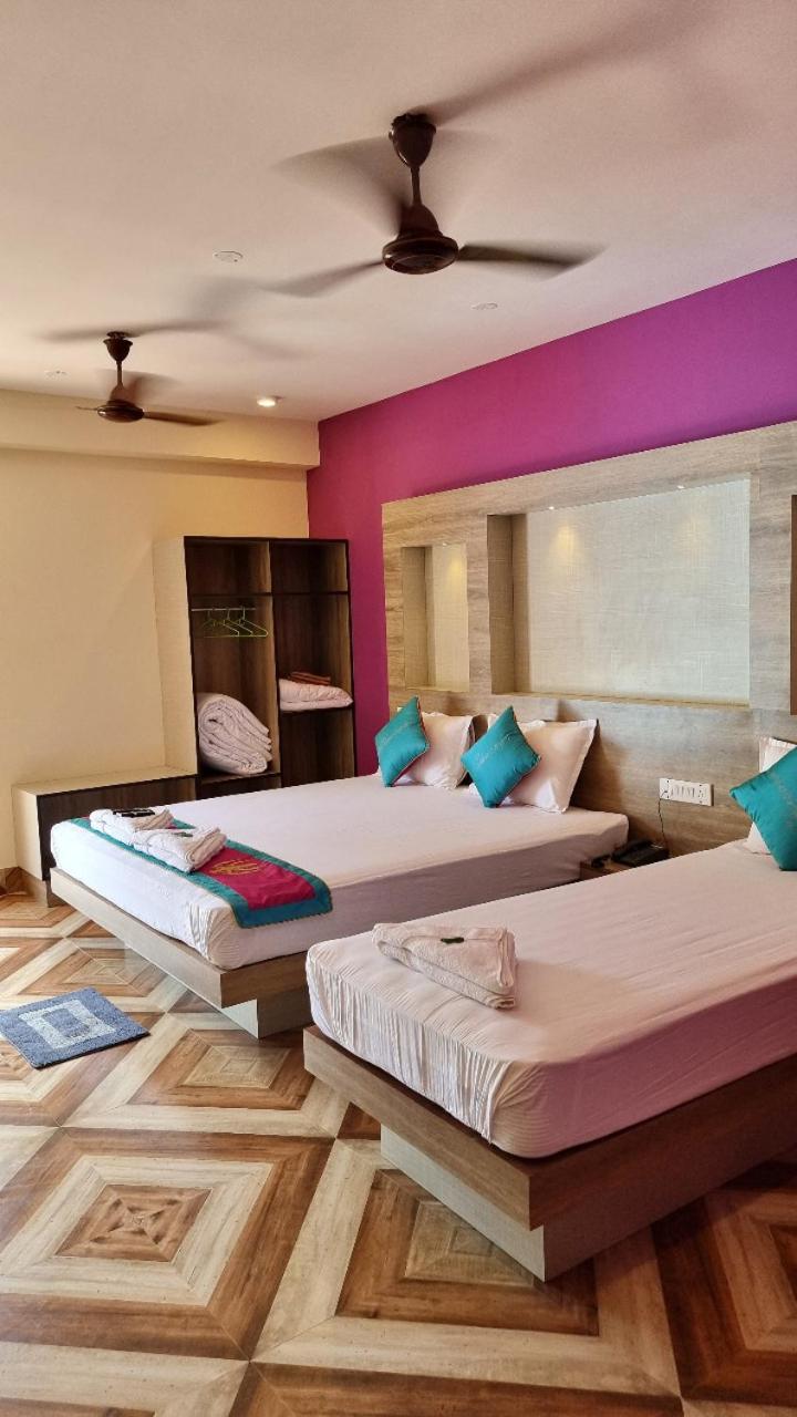 Deluxe Room - Photo 38