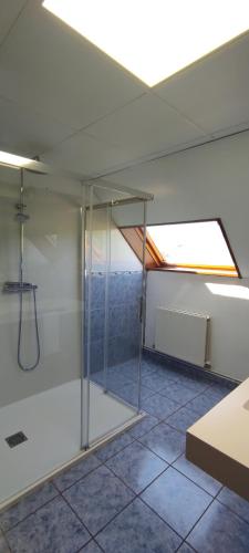 Twin Room - Photo 3