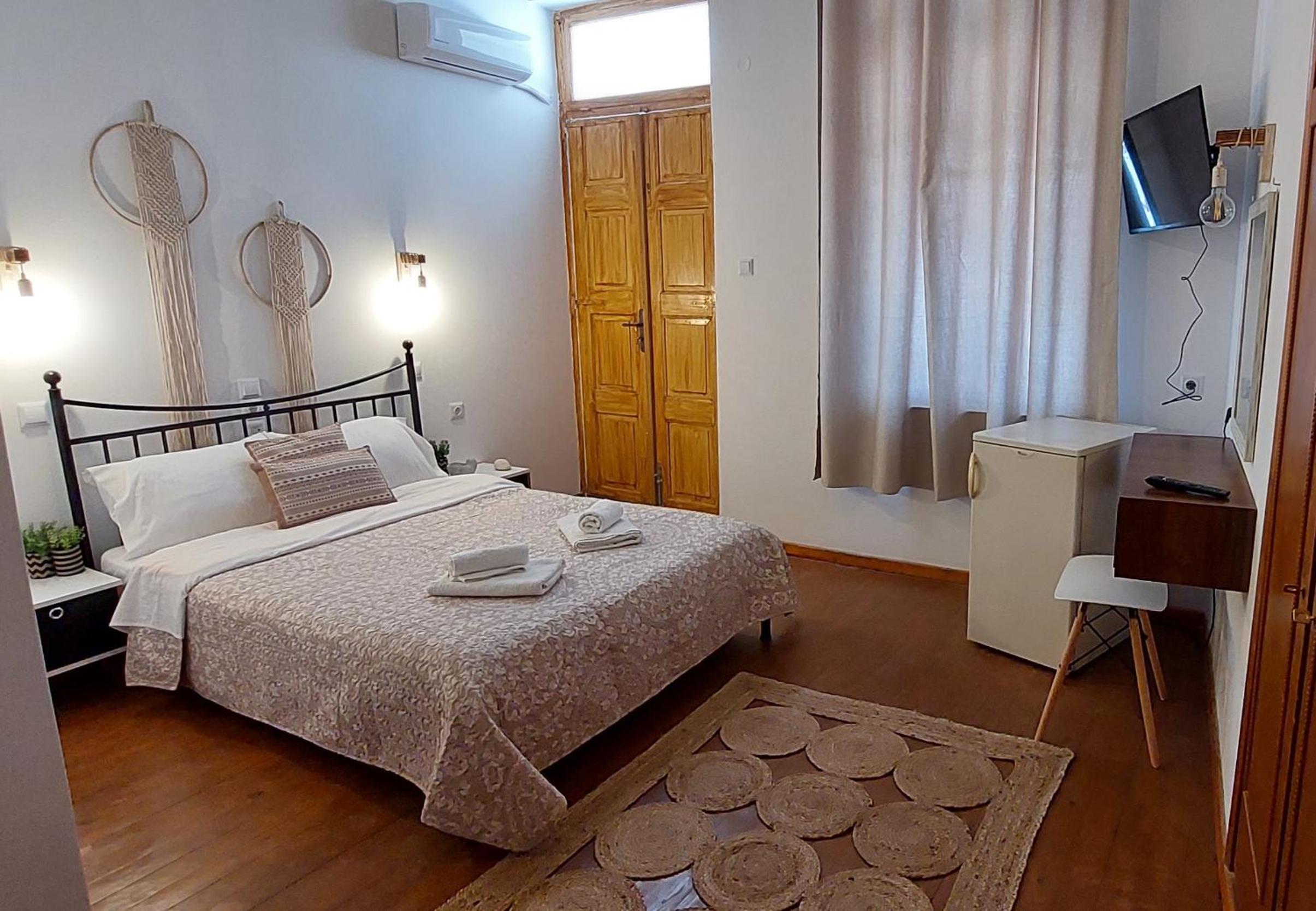 Deluxe Double Room with Balcony and Sea View photo 3