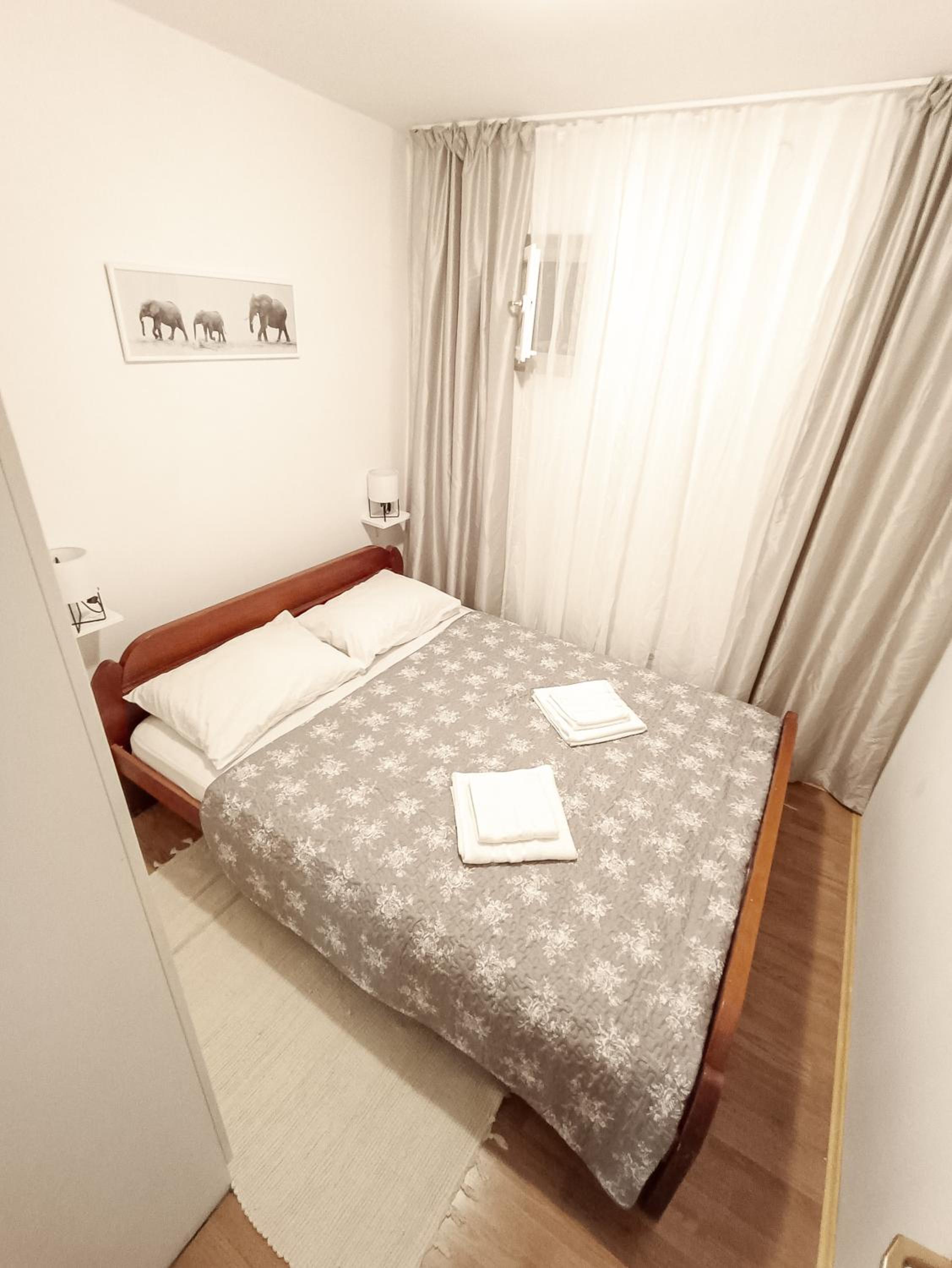 Two-Bedroom Apartment - Photo 3