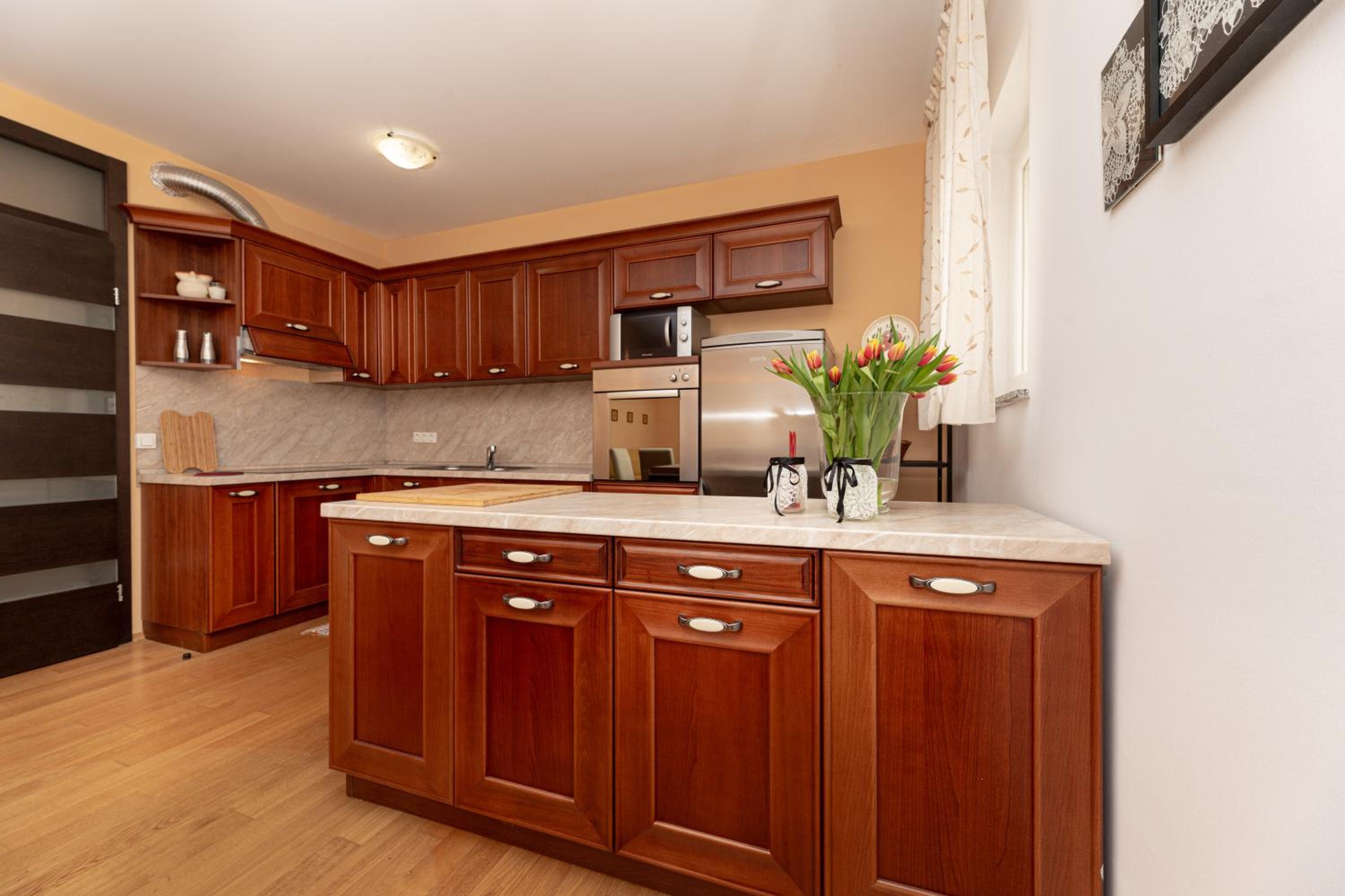 Three-Bedroom Apartment photo 2