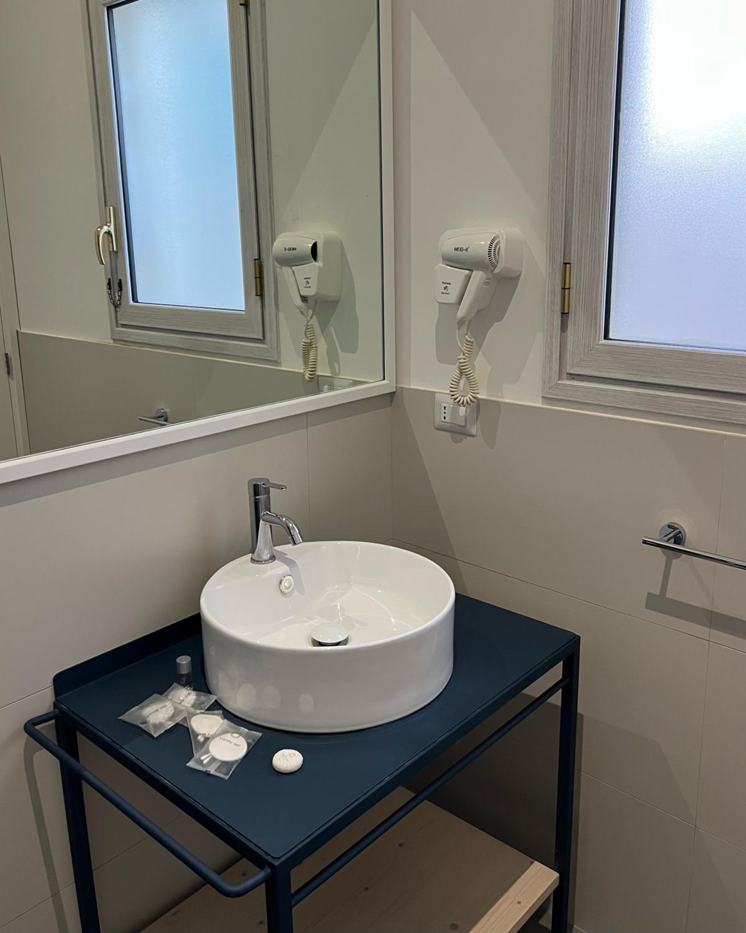 Quadruple Room with Private Bathroom